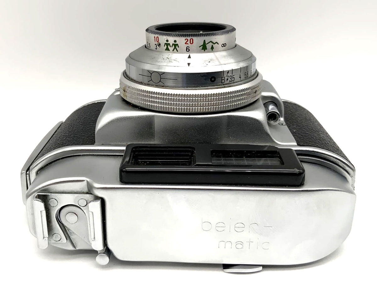 Beiermatic Juniormat viewfinder camera with Meyer Görlitz Trioplan 3.5/45