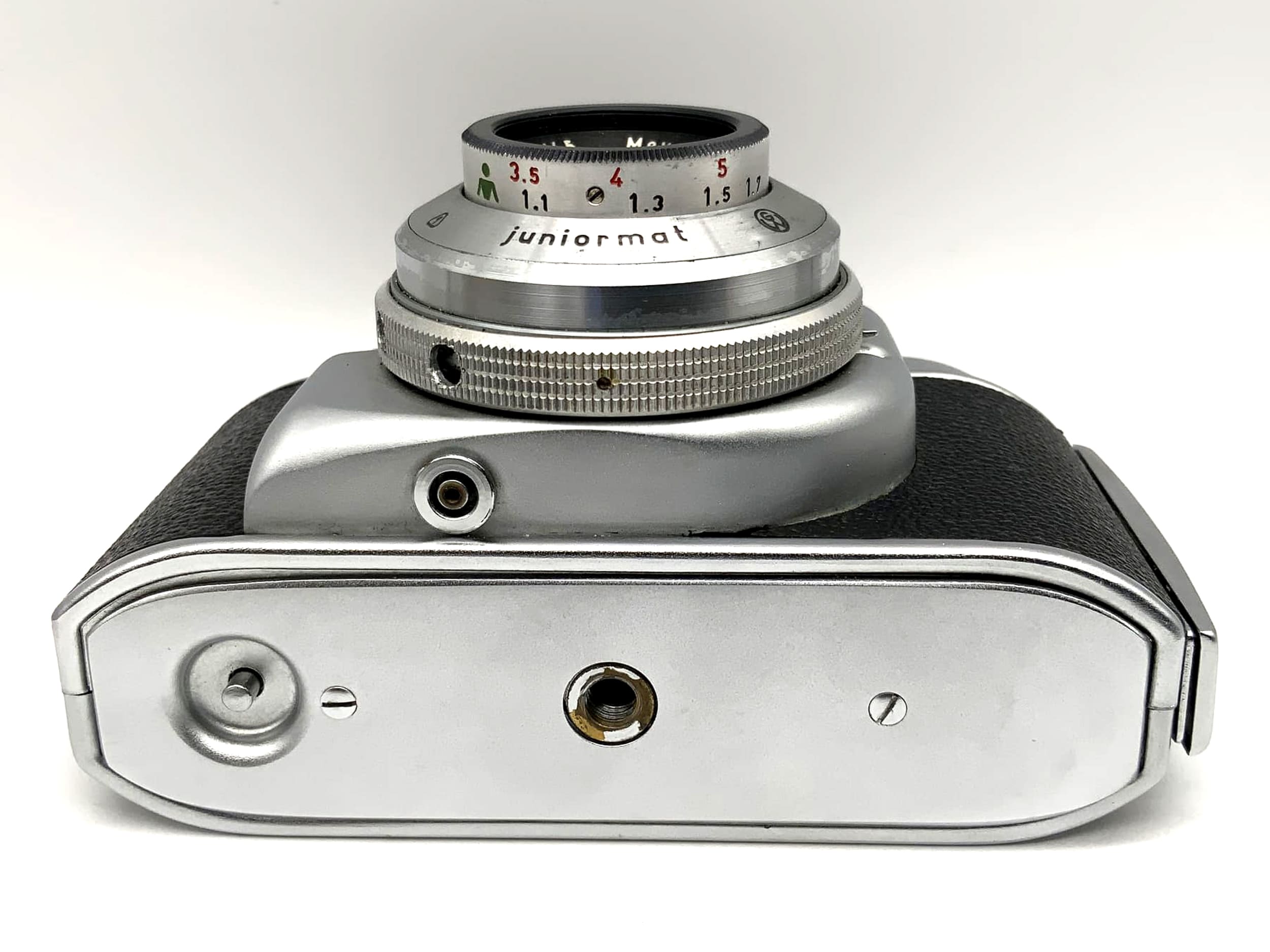 Beiermatic Juniormat viewfinder camera with Meyer Görlitz Trioplan 3.5/45