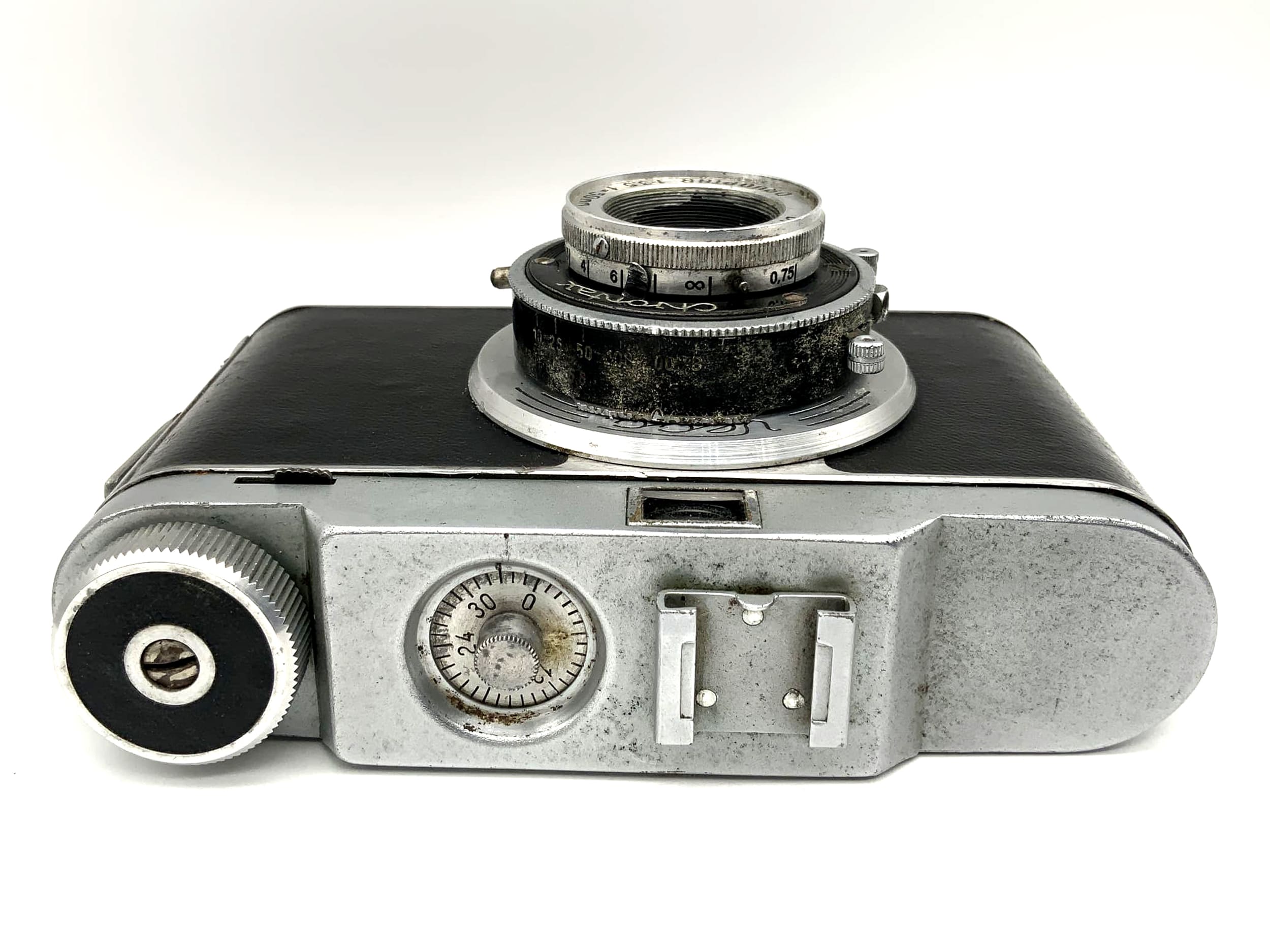 Druopta vega viewfinder camera with Druoptar 1:3.5/50mm analog camera Praha