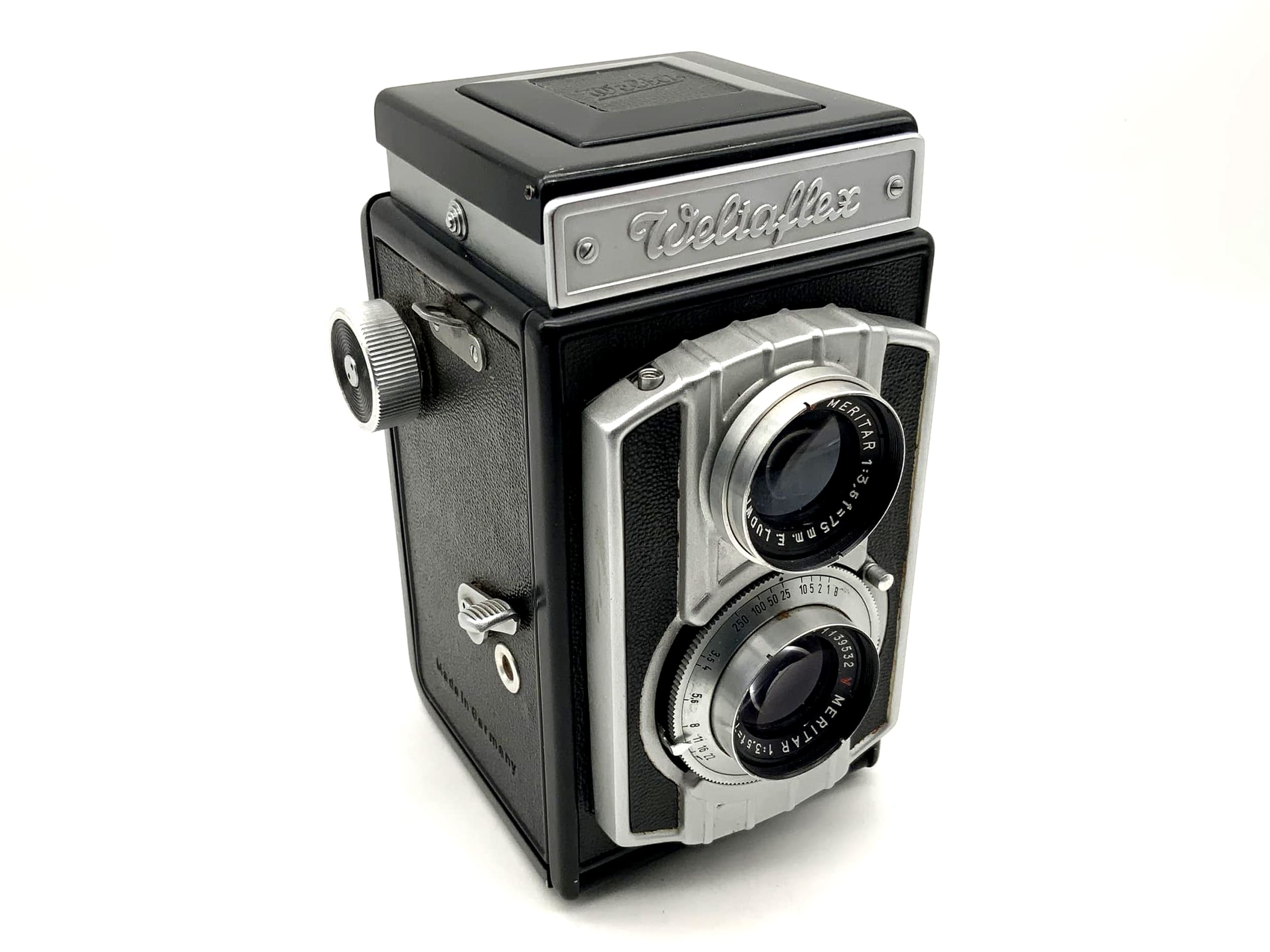 Welta Weltaflex TLR with E.Ludwig Meritar 1:3.5 / 75mm red V Vebur twin-lens reflex