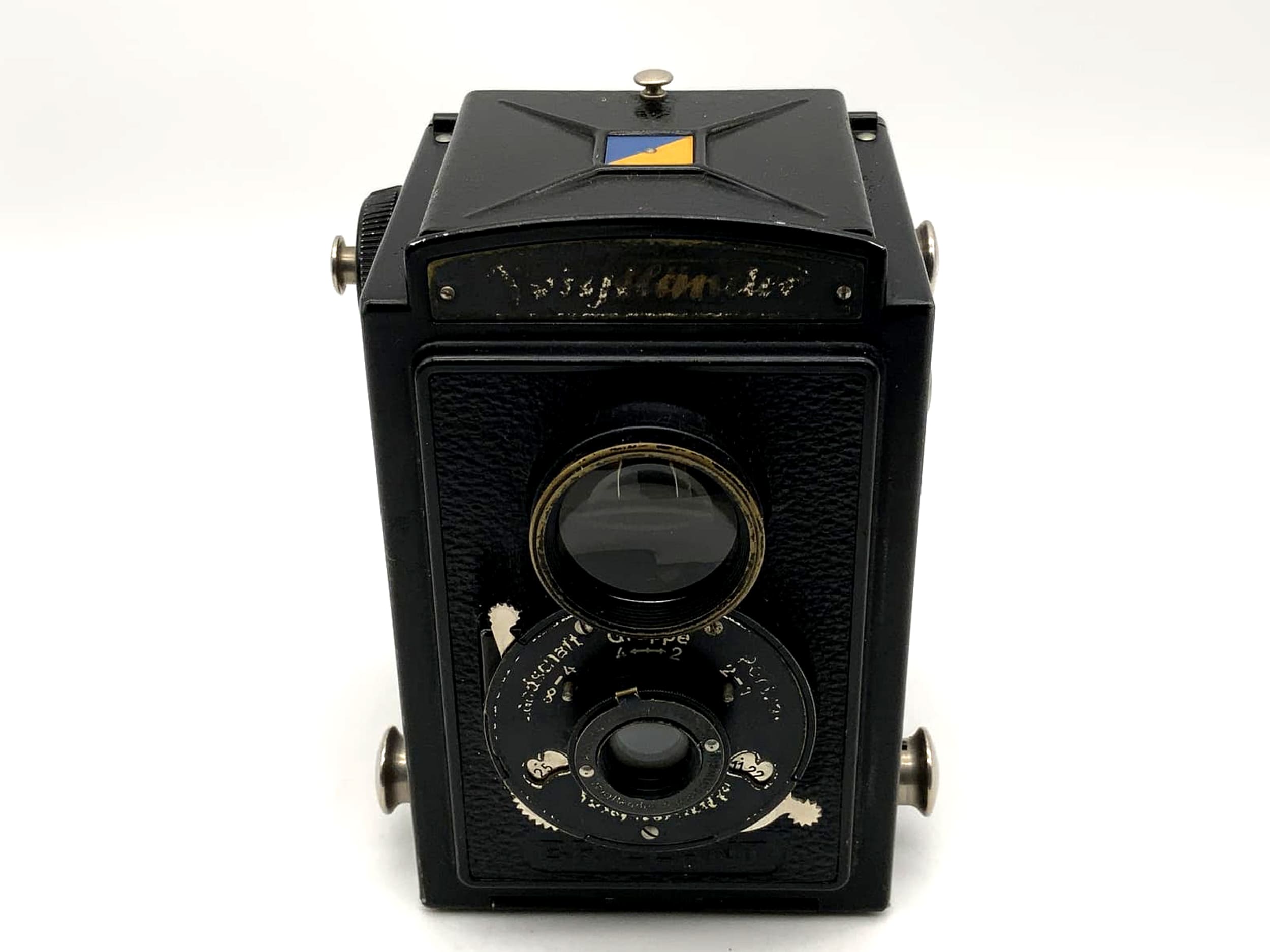 Voigtländer Brillant TLR with Anastigmat Voigtar 1:9 F=7.5cm twin-lens reflex lens, defective