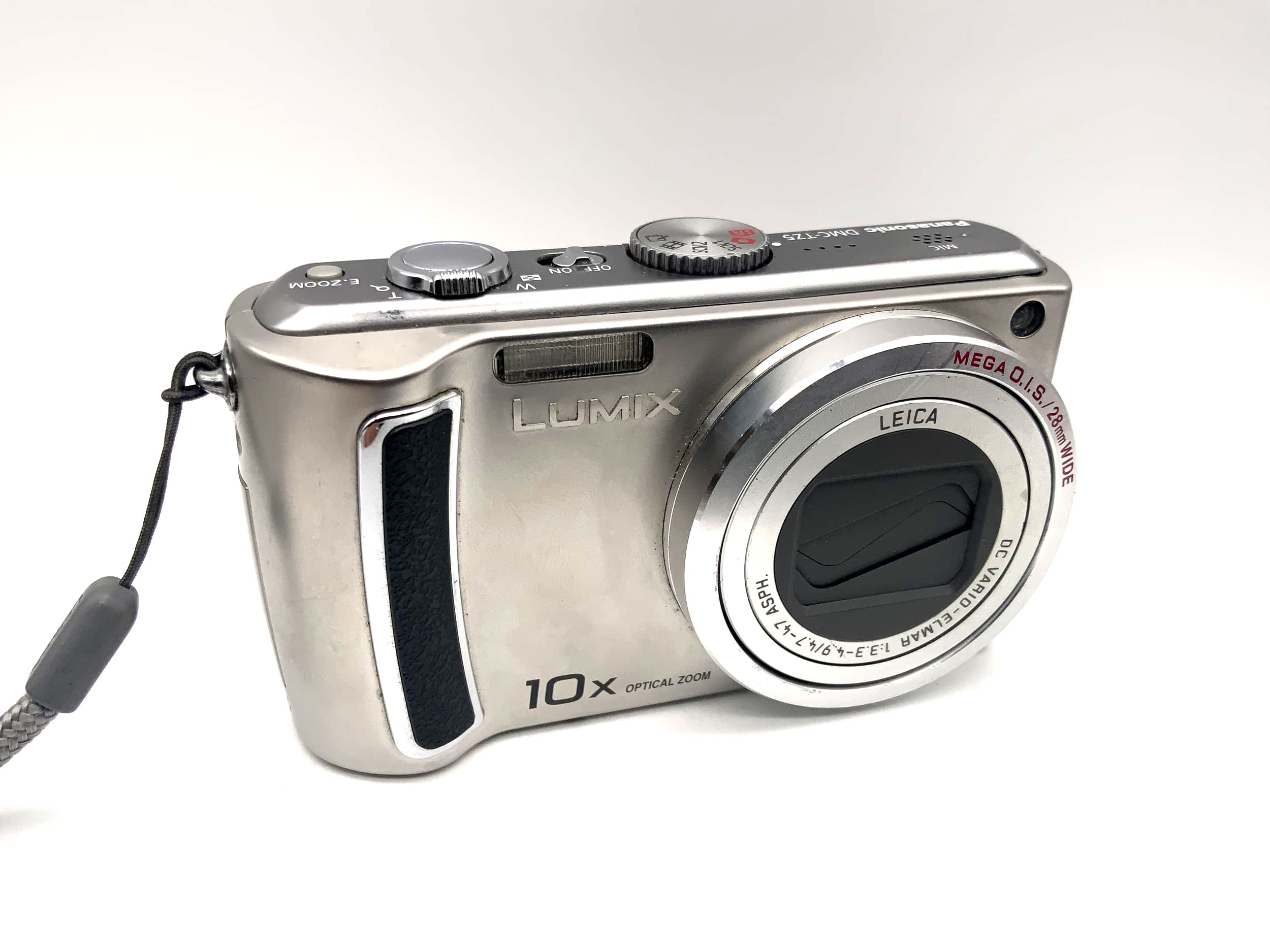 Panasonic Lumix DMC-TZ5 with Leica DC Vario Elmar 1:3.3-4.9 / 4.7-47 ASPH OIS