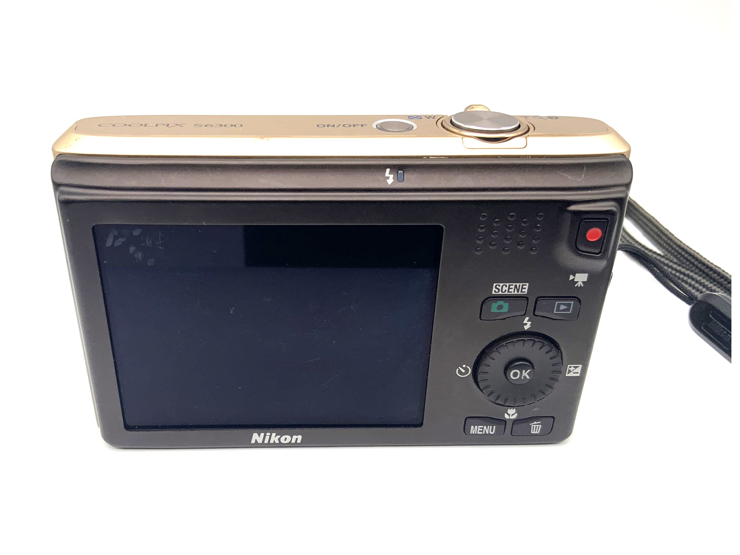 Nikon Coolpix S6300 with Nikkor 10x Wide ED VR 4.5-45.0mm 1:3.2-5.8 16.0 MP