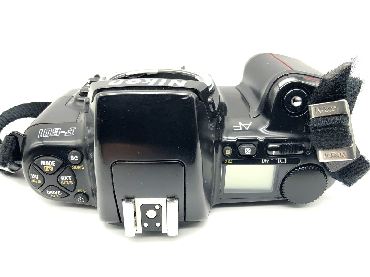 Nikon F-601 AF 35mm SLR analog camera body (Nikon AF)