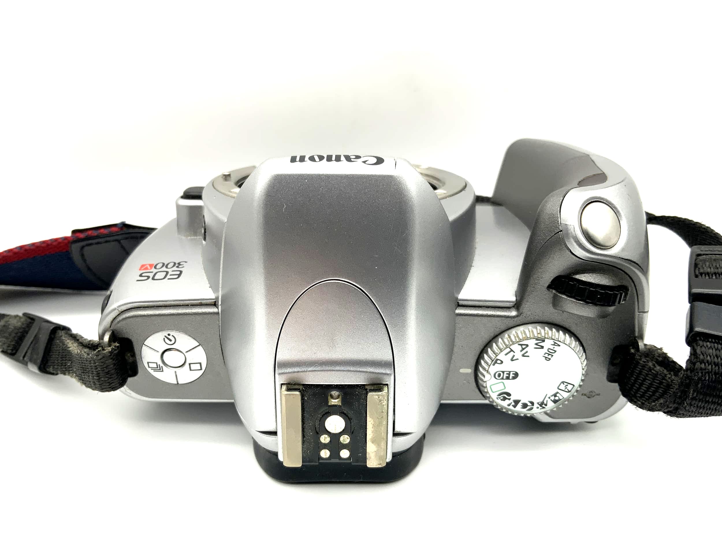 Canon EOS 300V 35mm SLR analog camera body (Canon EF)