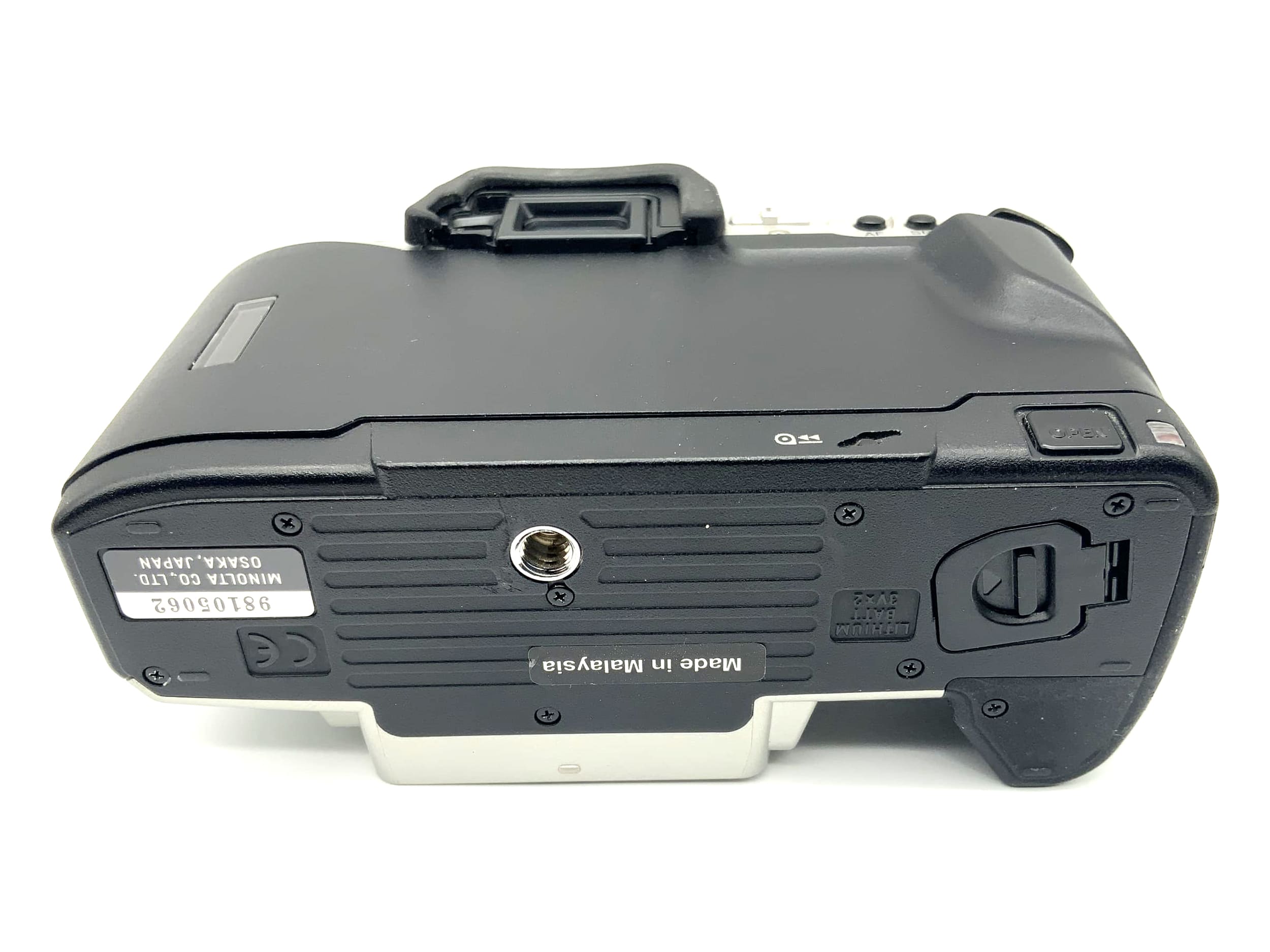 Minolta Dynax 5 35mm SLR analog camera body (Minolta AF)
