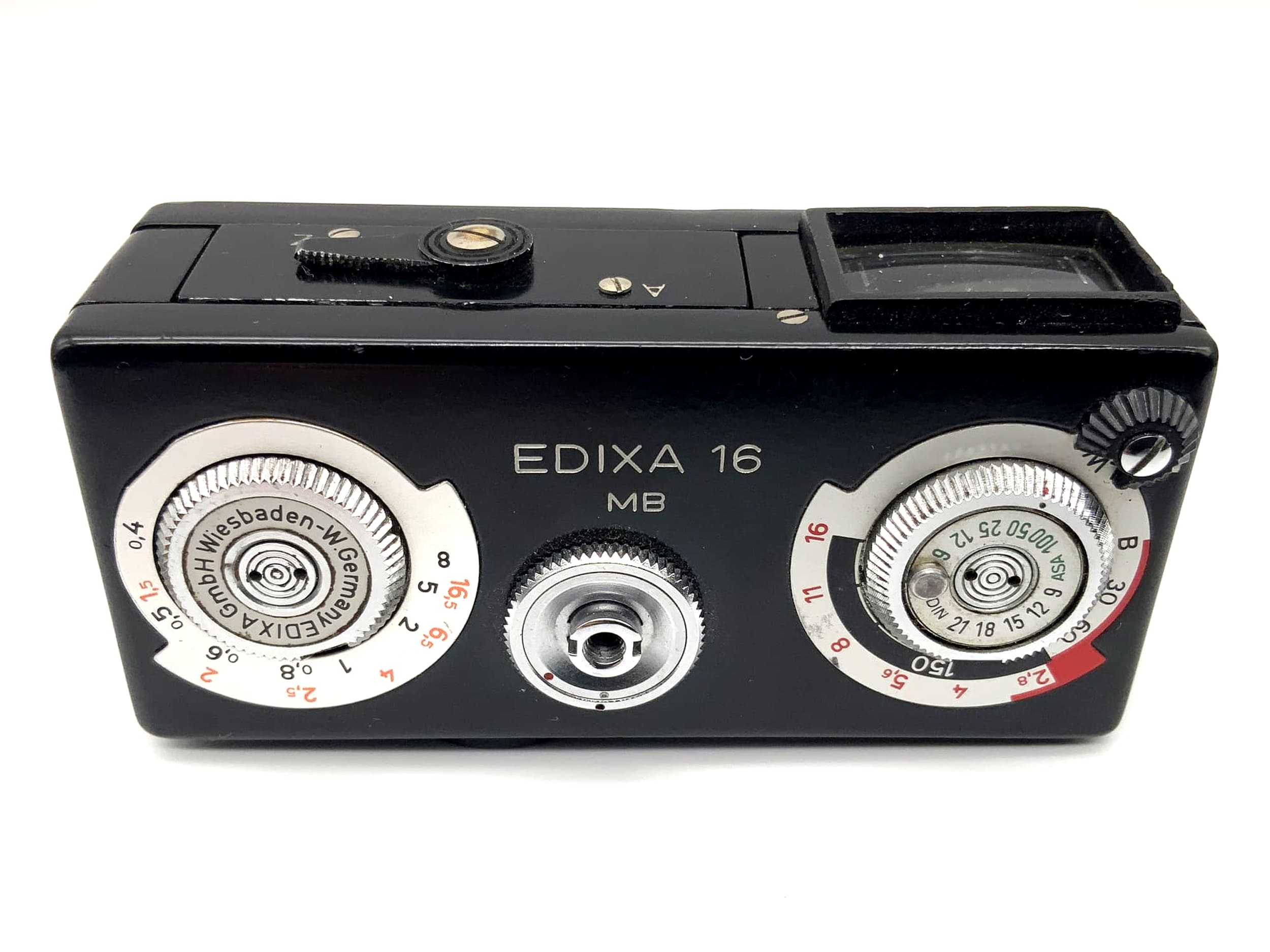 Edixa 16 MB with Schneider Kreuznach Xenar 1:2.8/25 miniature camera subminiature format