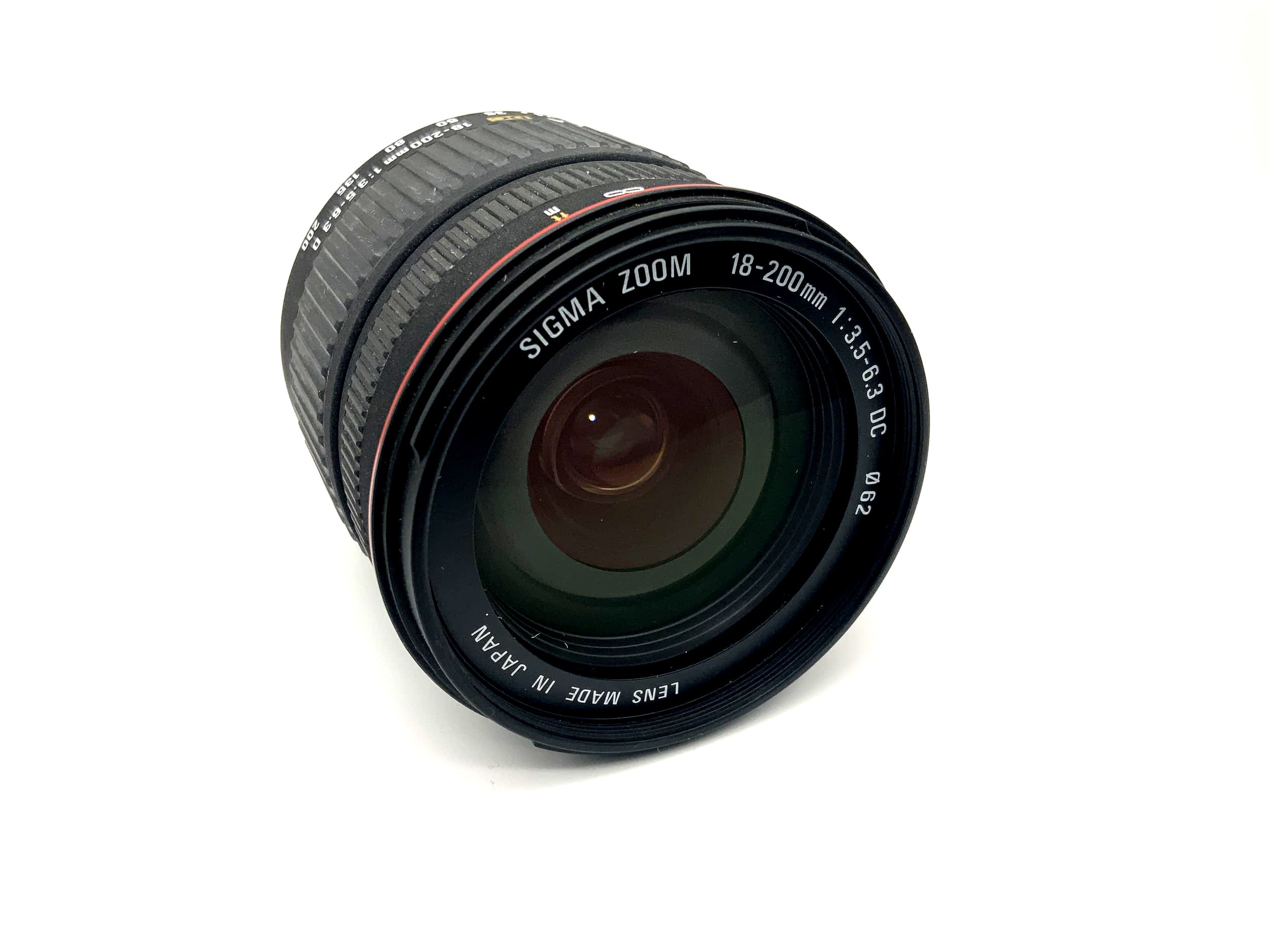 Sigma 18-200mm 1:3.5-6.3 D Lens Sigma Zoom DC Lens (Nikon AF)