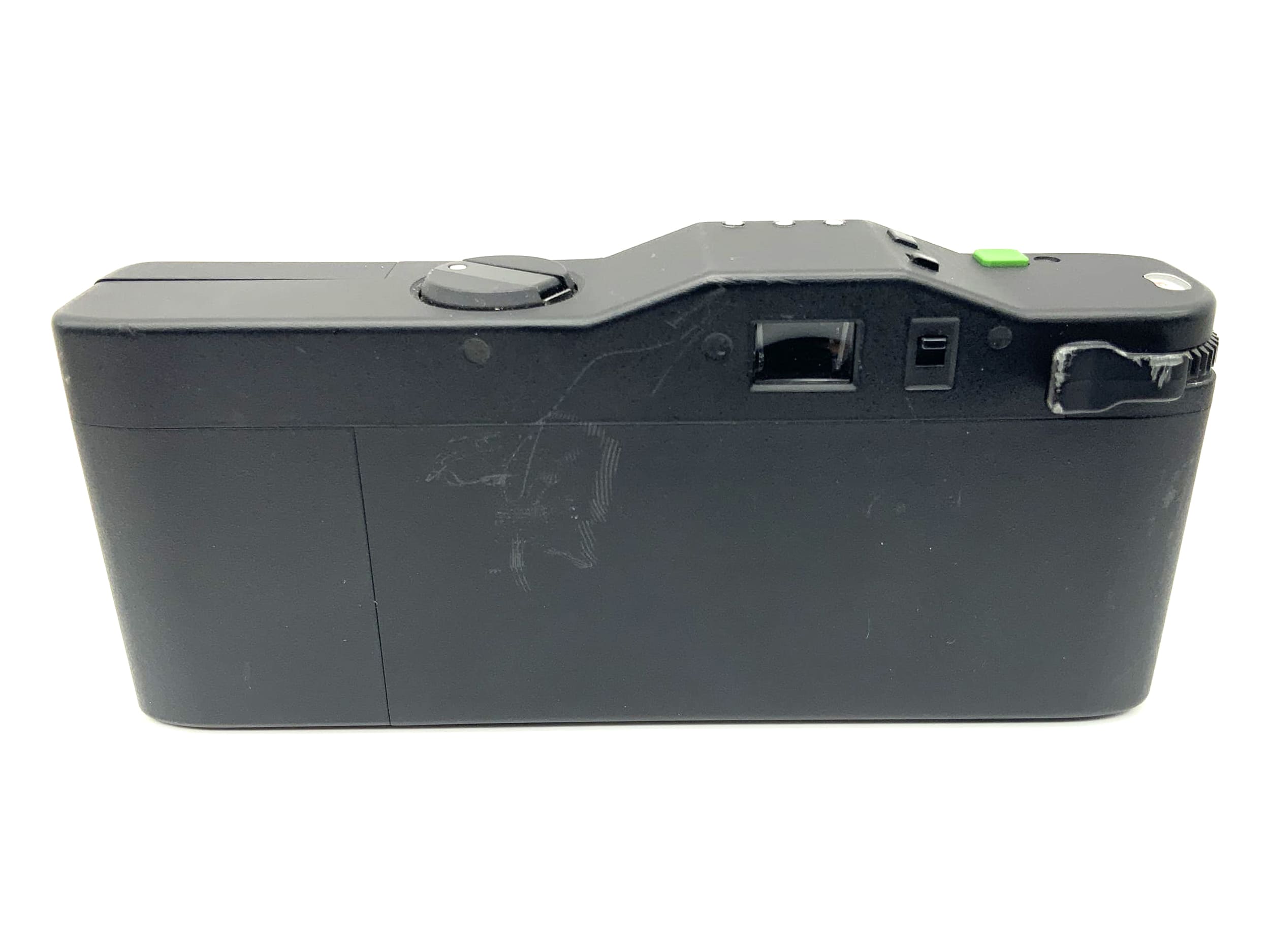 Minox 35 PE viewfinder camera with Color-Minotar 1:2.8/35mm lens &amp; computer flash.