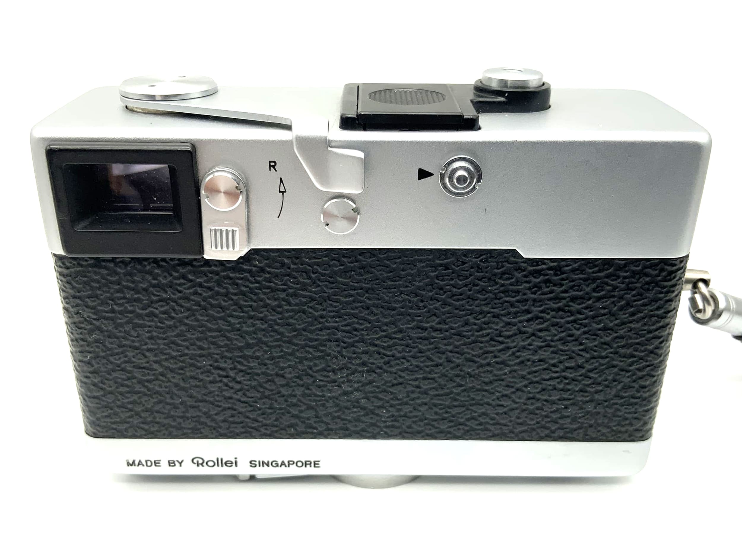 Rollei 35 SE rangefinder camera with Rollei-HFT Sonnar 2.8/40 silver