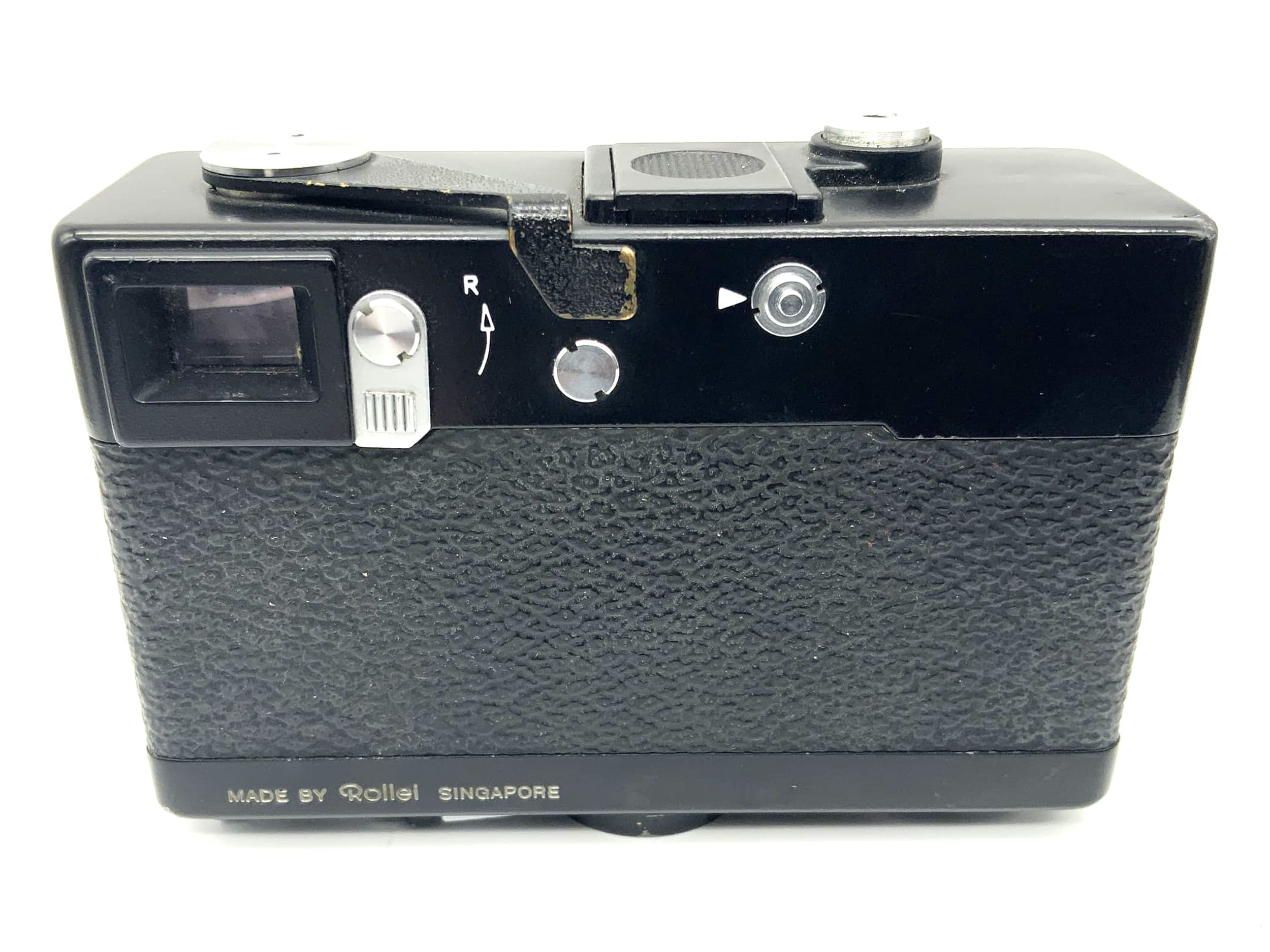Rollei 35 SE rangefinder camera with Rollei-HFT Sonnar 2.8/40 black lens! Read the text!