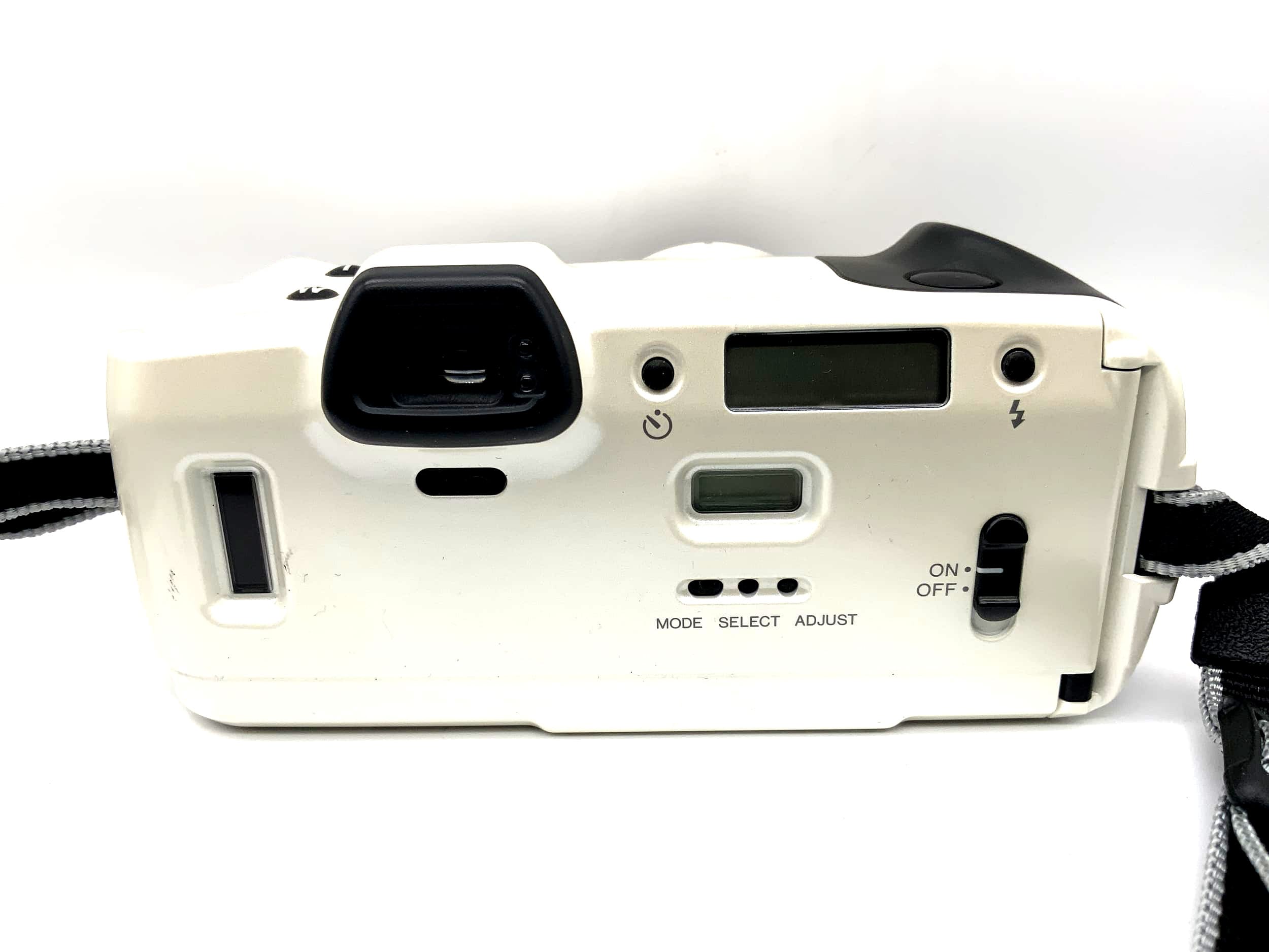 Minolta Freedom Zoom 105i with Zoom Lens 35-105mm 1:4-6.7 APZ Quartz Date
