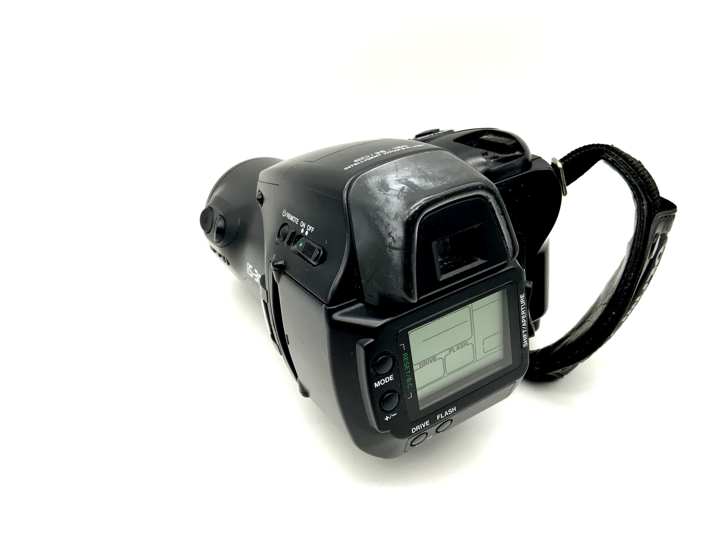 Olympus IS-3000 Bridge Camera with Zoom Lens AF 35-180mm 1:4.5-5.6