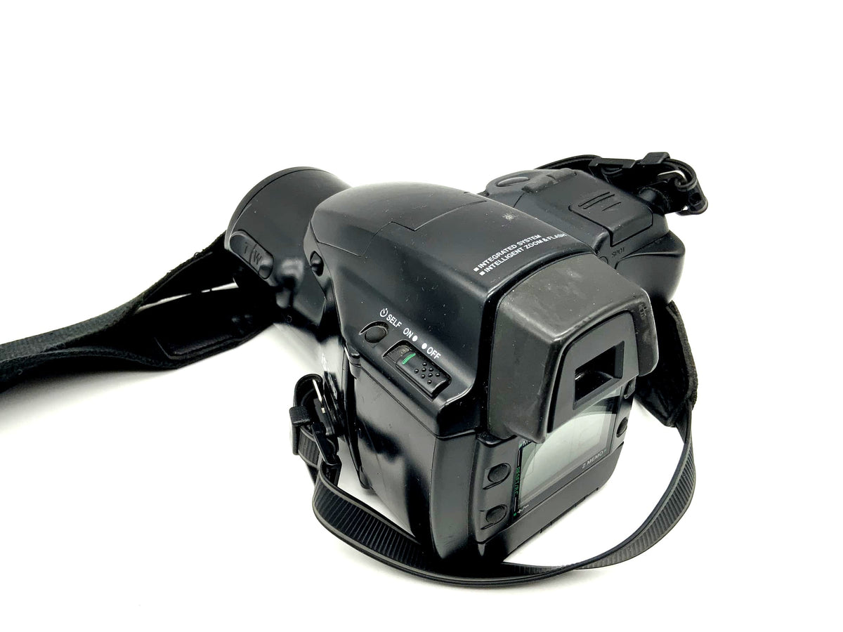 Olympus IS-1000 Bridge camera with Zoom Lens ED 35-135mm 1:4.5-5.6