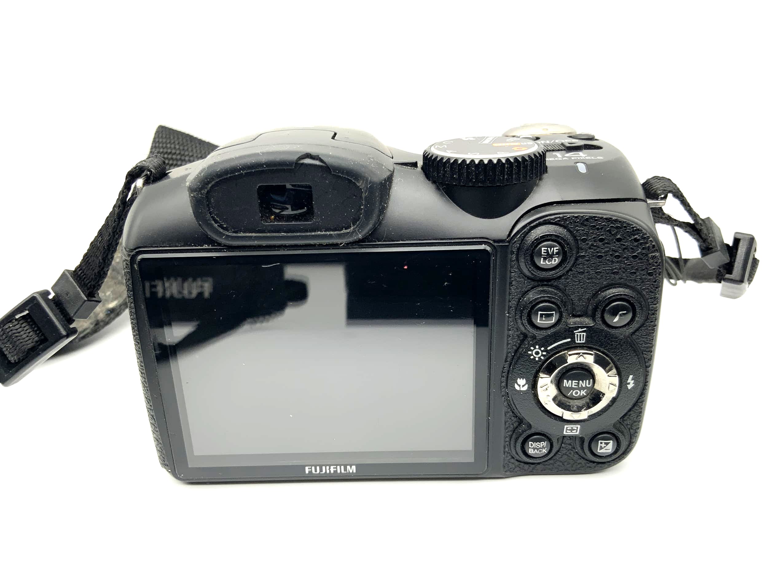Fujifilm Finepix S2980 with 18x optical zoom f=5.0-90.0mm 1:3.1-5.6 14 MP