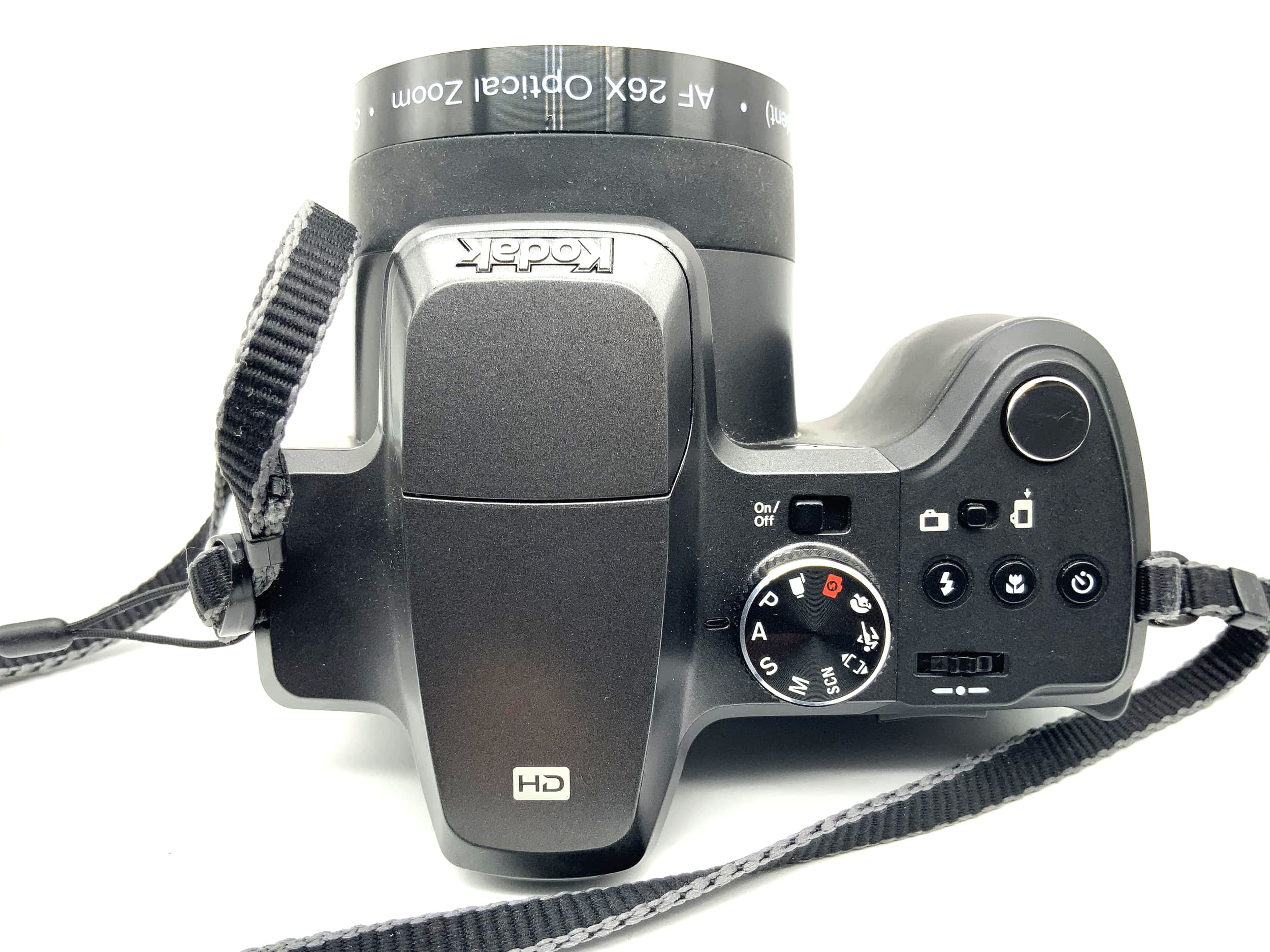 Kodak EasyShare Z981 with AF 26x Zoom Schneider Kreuznach Variogon 26-676mm 14 MP