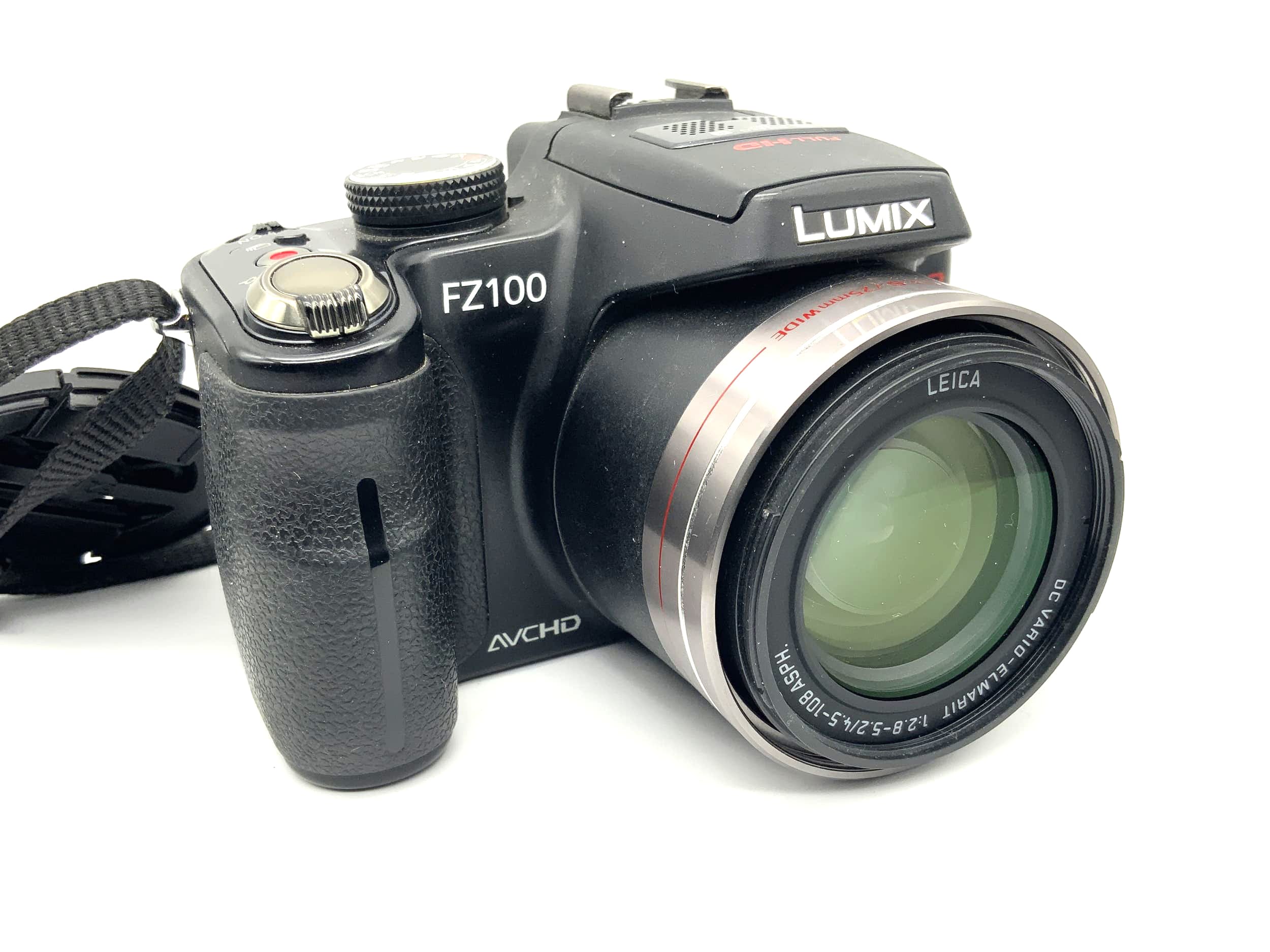 Panasonic Lumix DMC-FZ100 with Leica DC Vario-Elmarit 25mm Wide 24x Full HD 14 MP