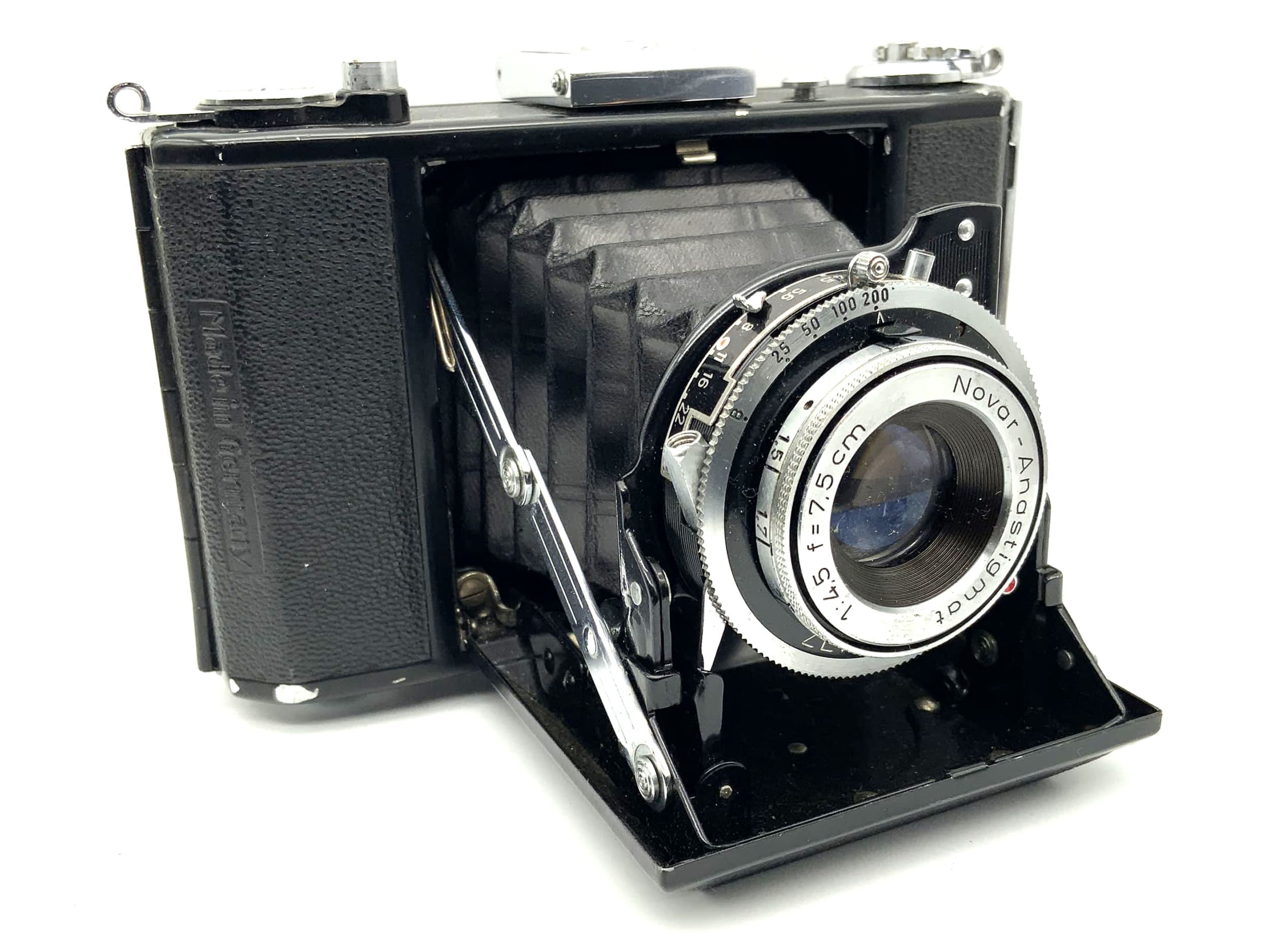 Zeiss Ikon 515/16 folding camera with Novar Anastigmat 1:4.5 f=7.5cm Pronto