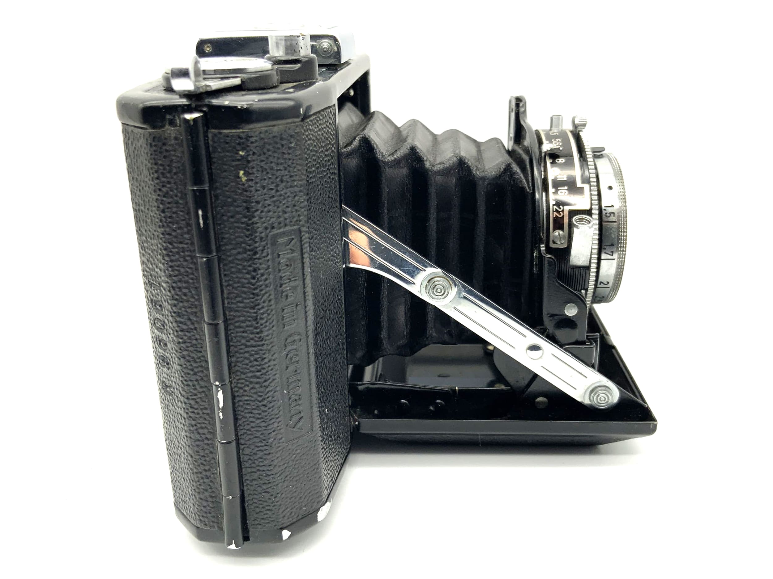 Zeiss Ikon 515/16 folding camera with Novar Anastigmat 1:4.5 f=7.5cm Pronto