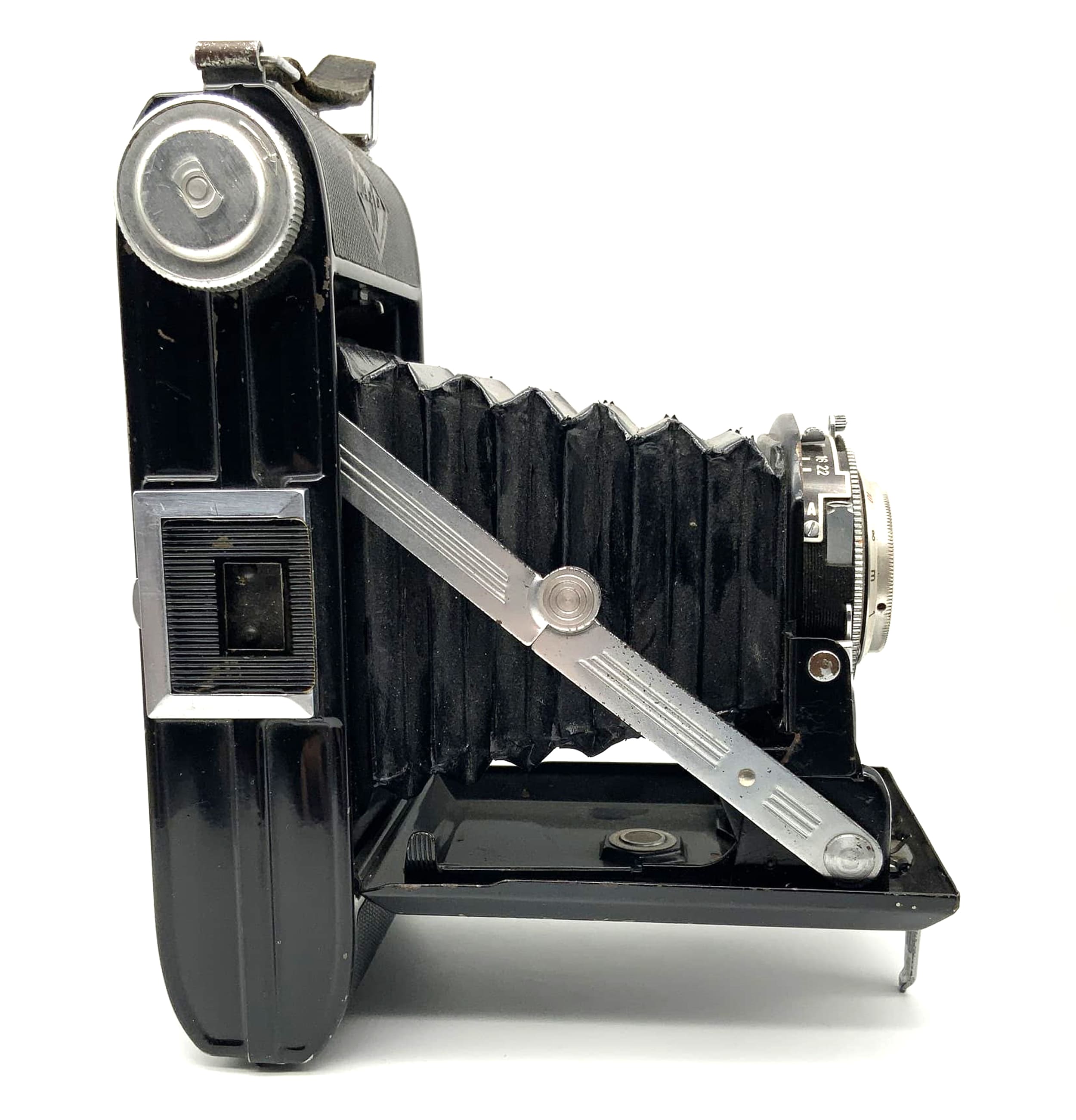 Agfa Billy I folding camera with Agnar 1:6.3/105 Vario analogue camera