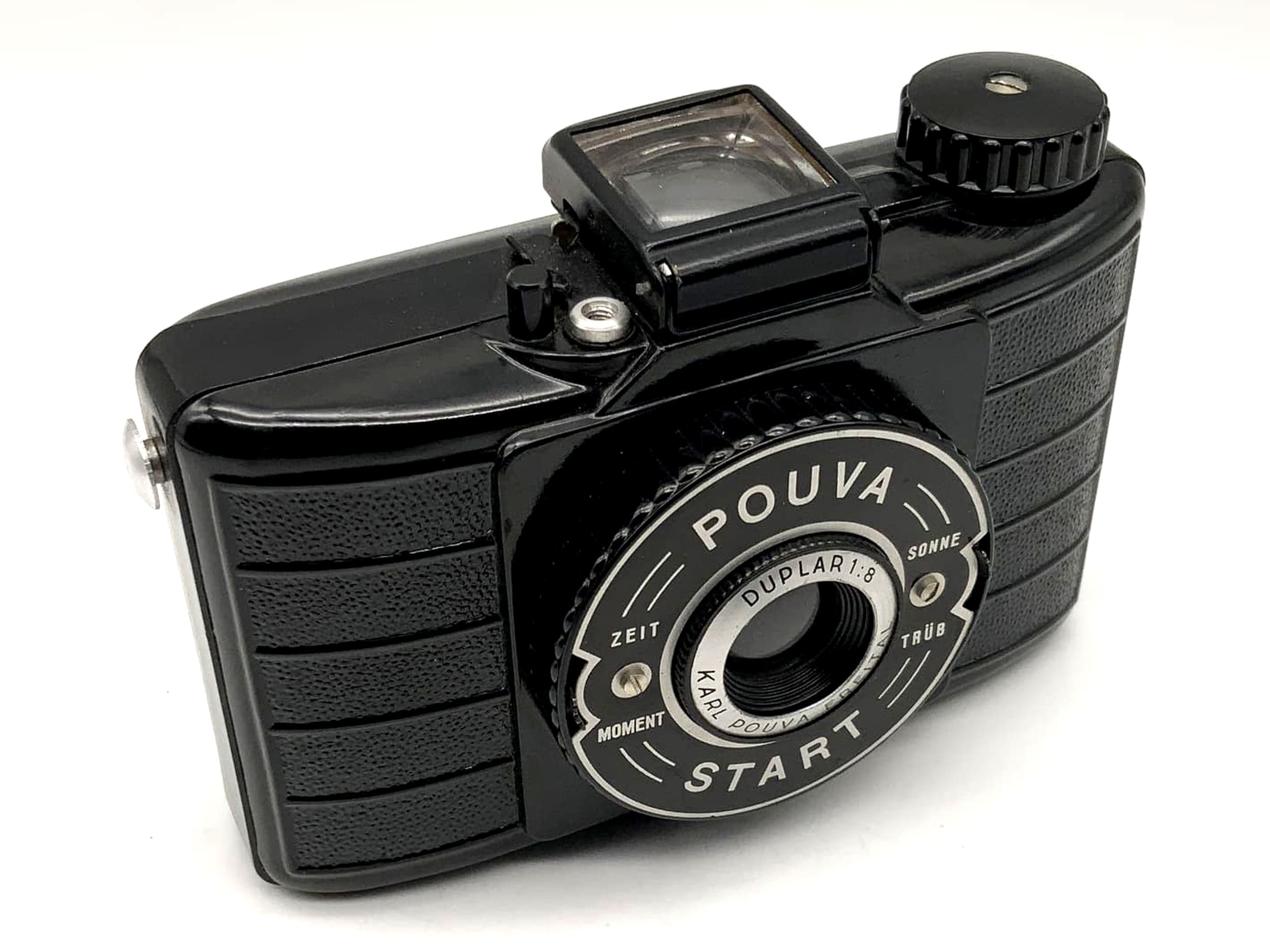 Pouva Start roll film camera with Duplar 1:8 Bakelite roll film analog camera