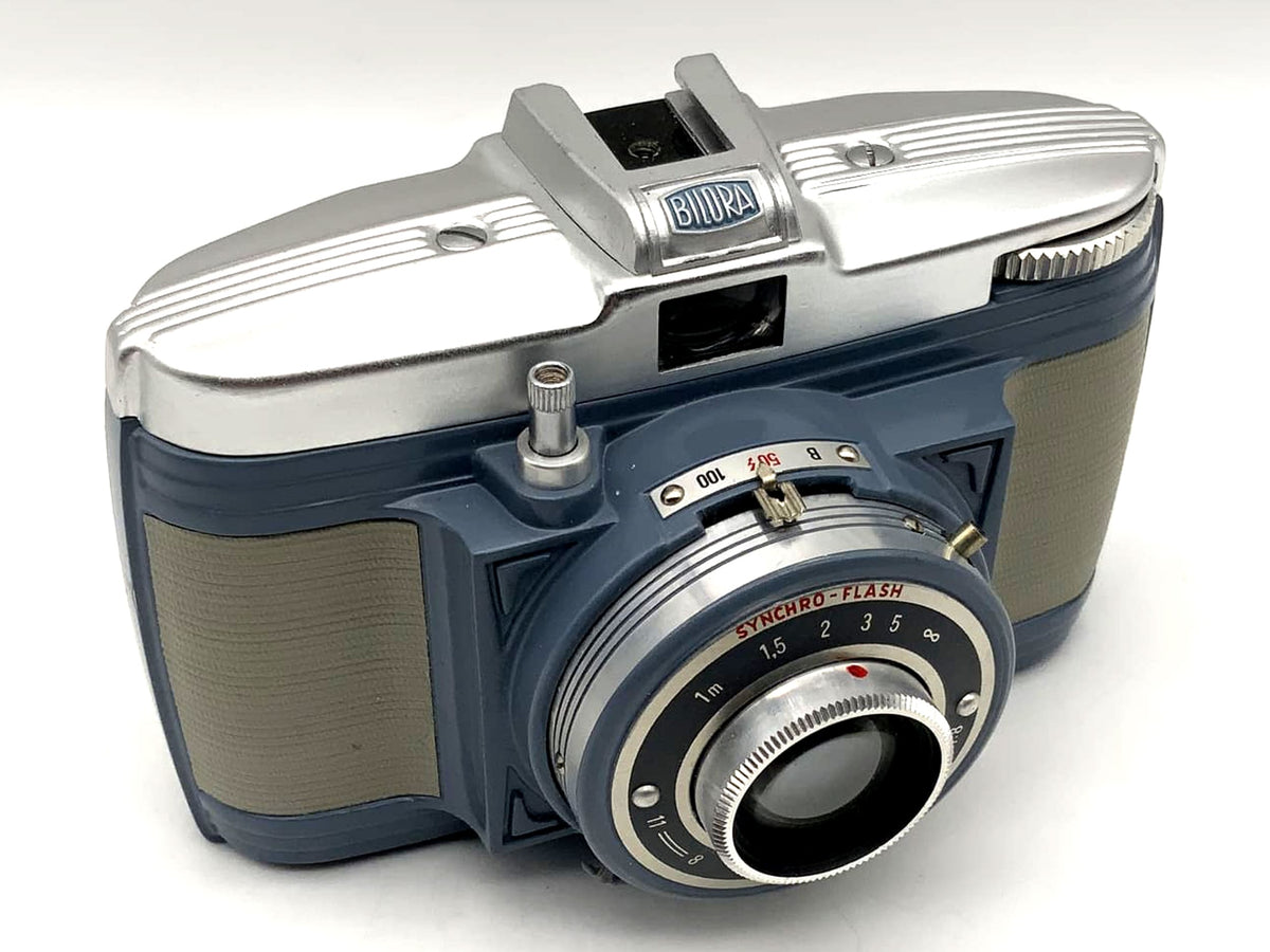 Bilora Bella roll film camera with Synchro-Flash Achromat 1:8