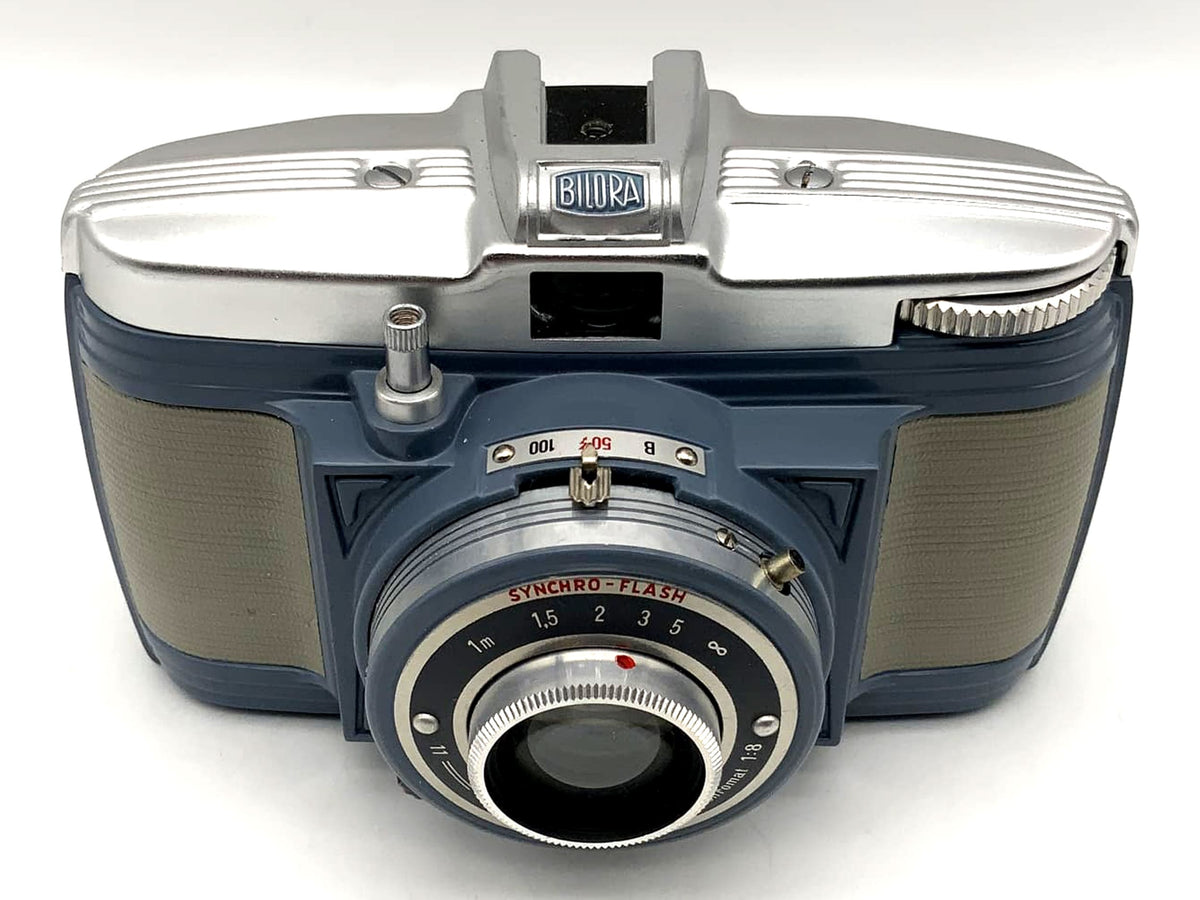 Bilora Bella roll film camera with Synchro-Flash Achromat 1:8
