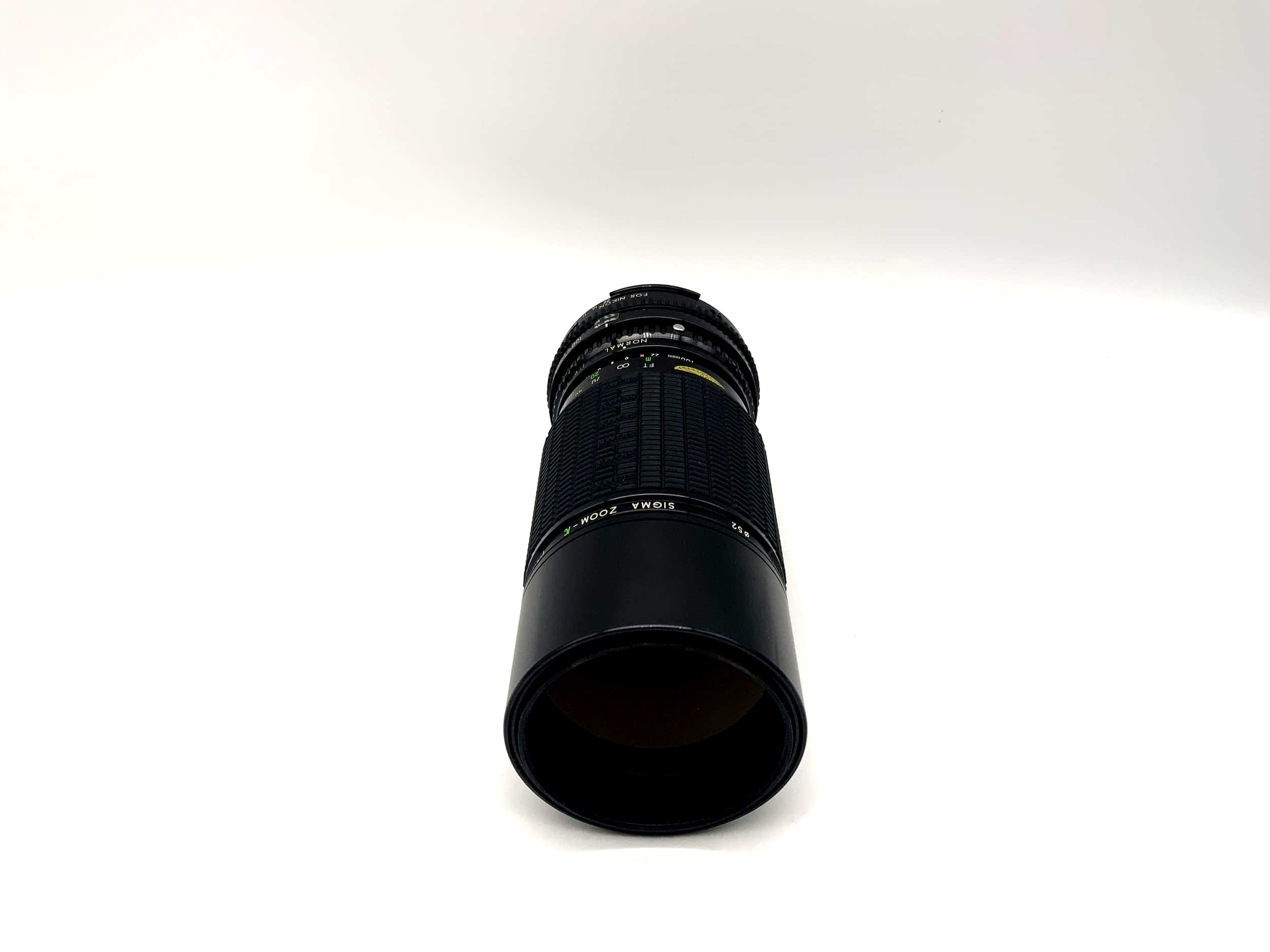 Sigma 100-200mm 1:4.5 Lens Ai-S Zoom-K Multi-Coated Camera Lens (Nikon F)