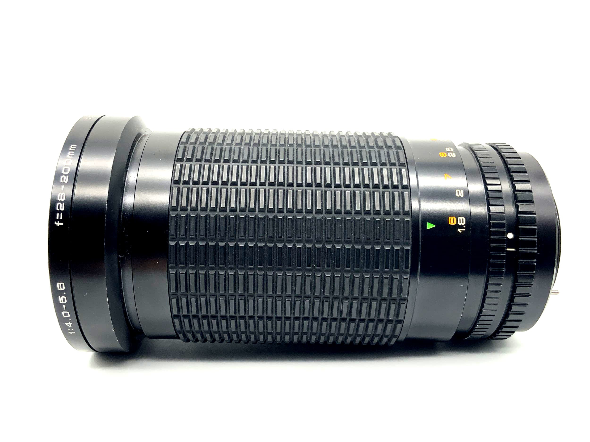 Revuenon 28-200mm 1:4.0-5.6 Lens Auto Zoom MC Macro Camera Lens (M42)