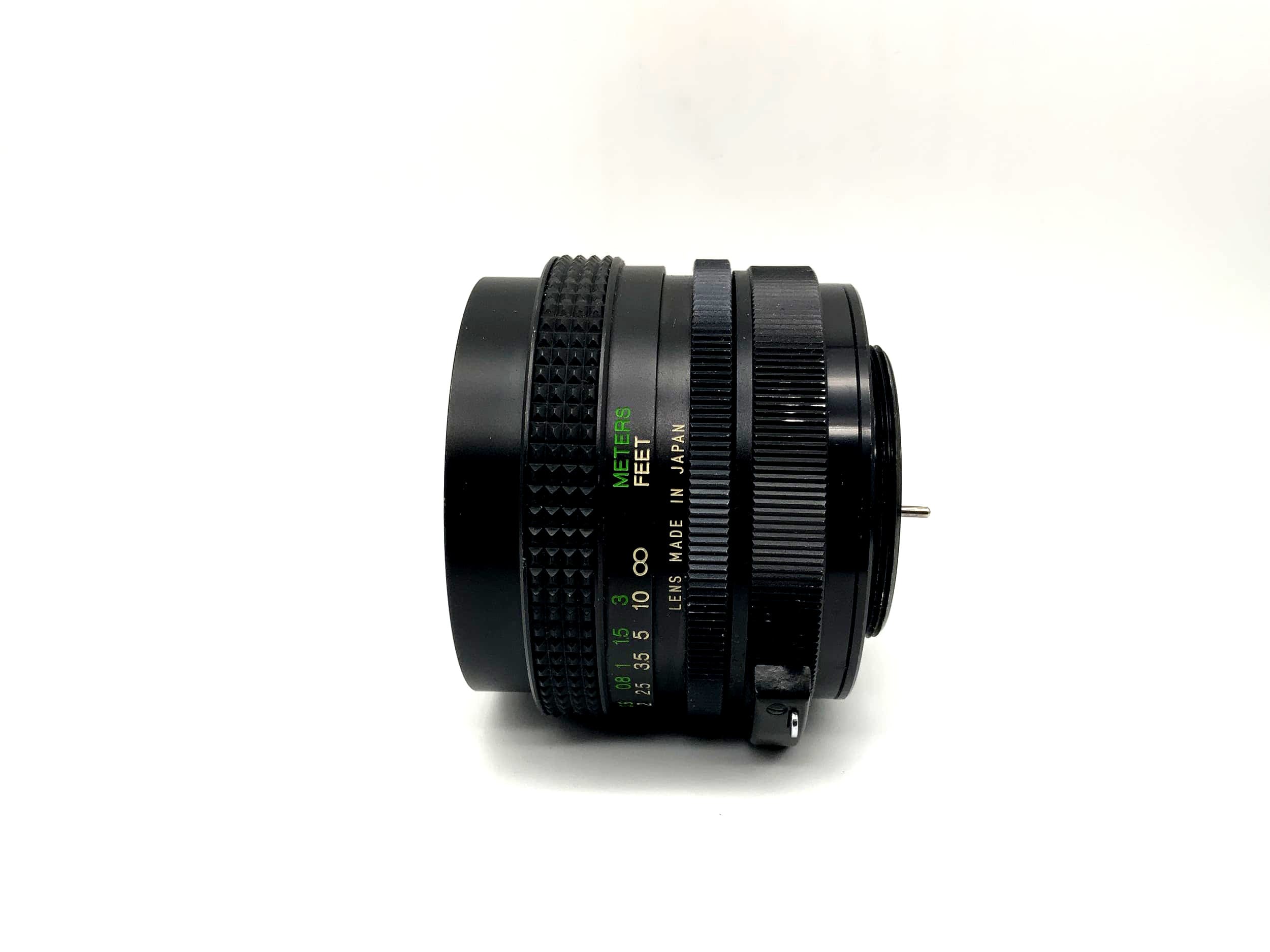 Vivitar 28mm 1:2.5 Auto Wide-Angle Camera Lens (M42)