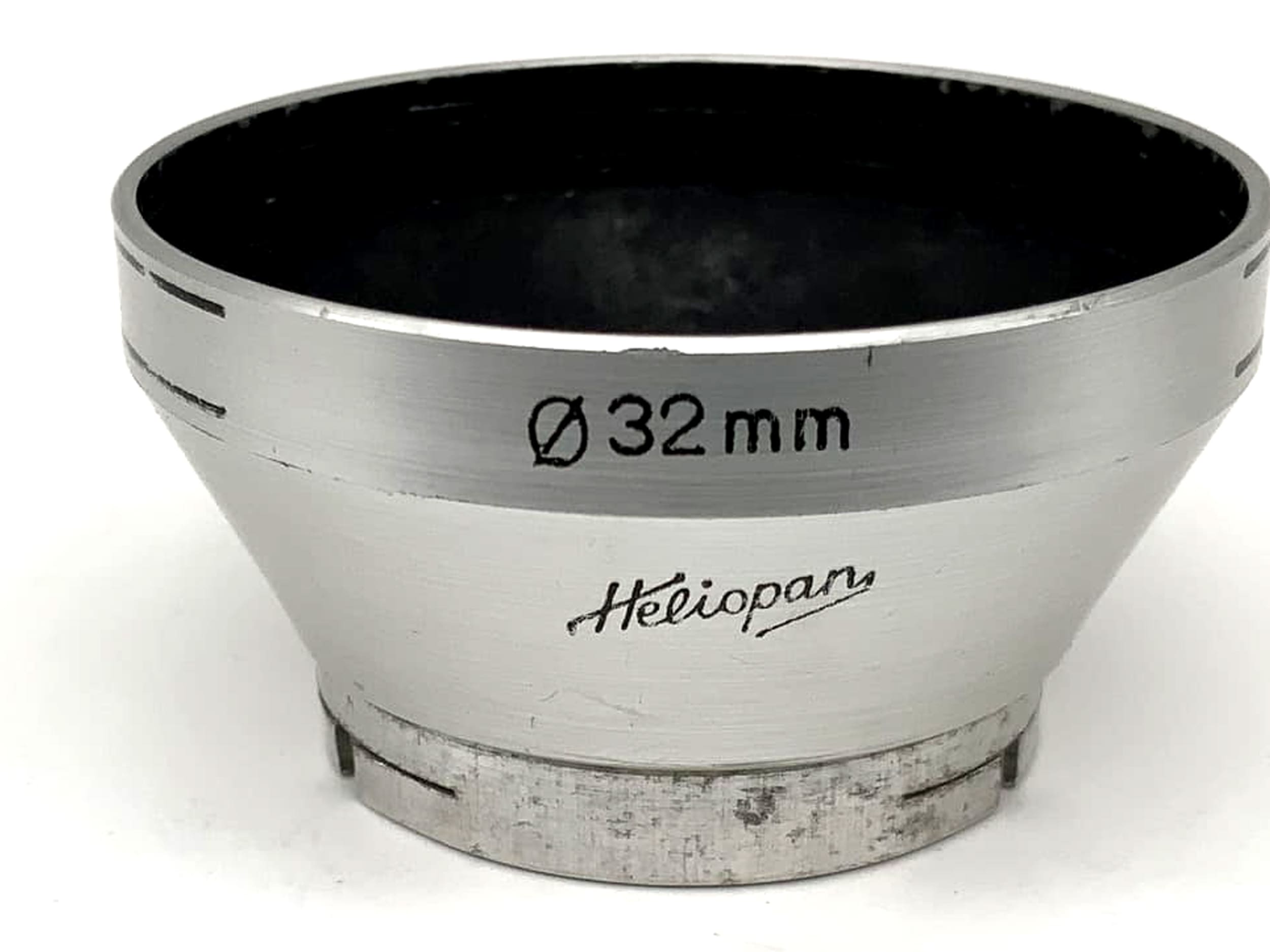 Heliopan 32mm lens hood, metal clip-on hood