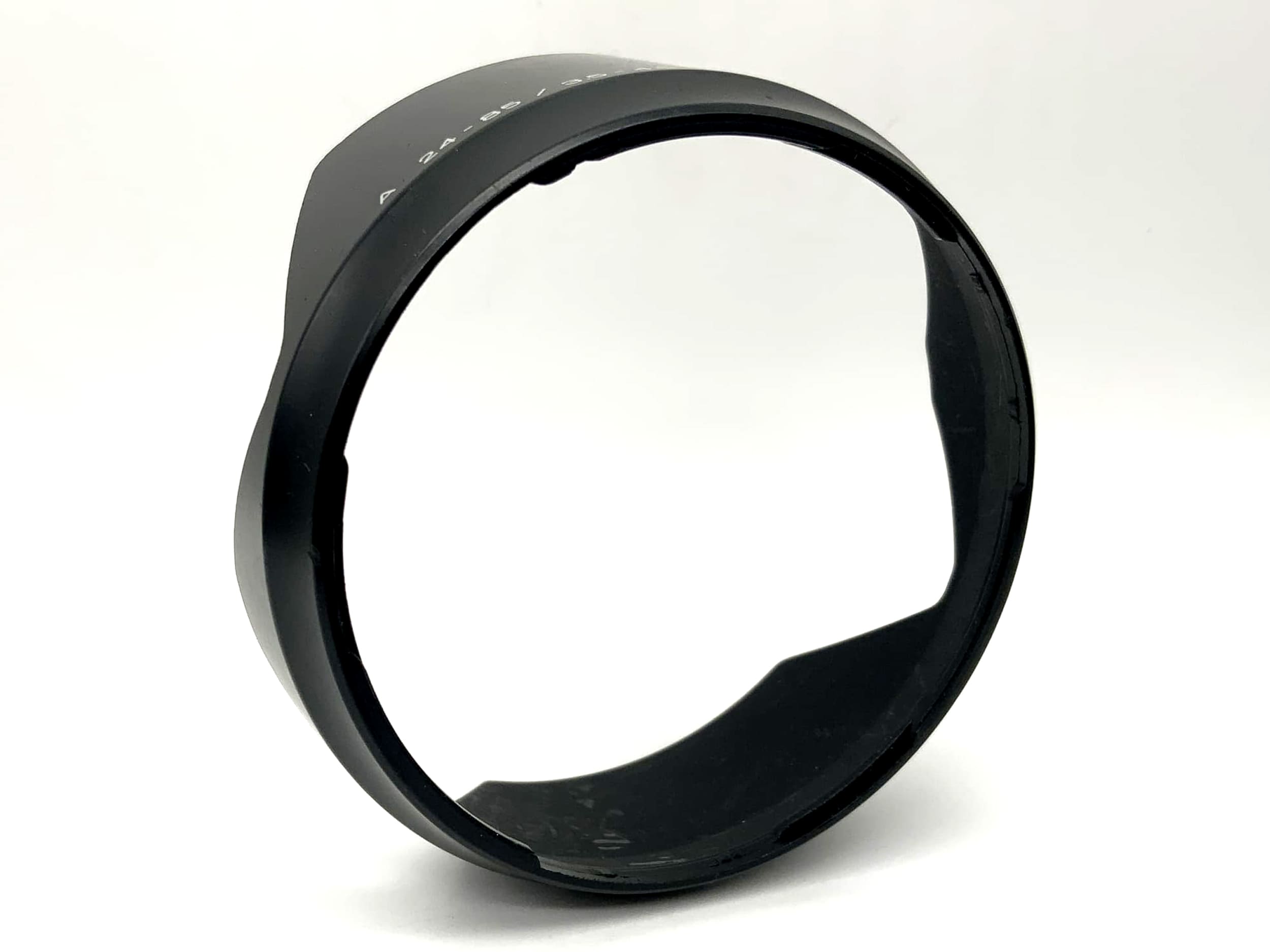 Minolta A 24-85 / 3.5-4.5 Lens Hood