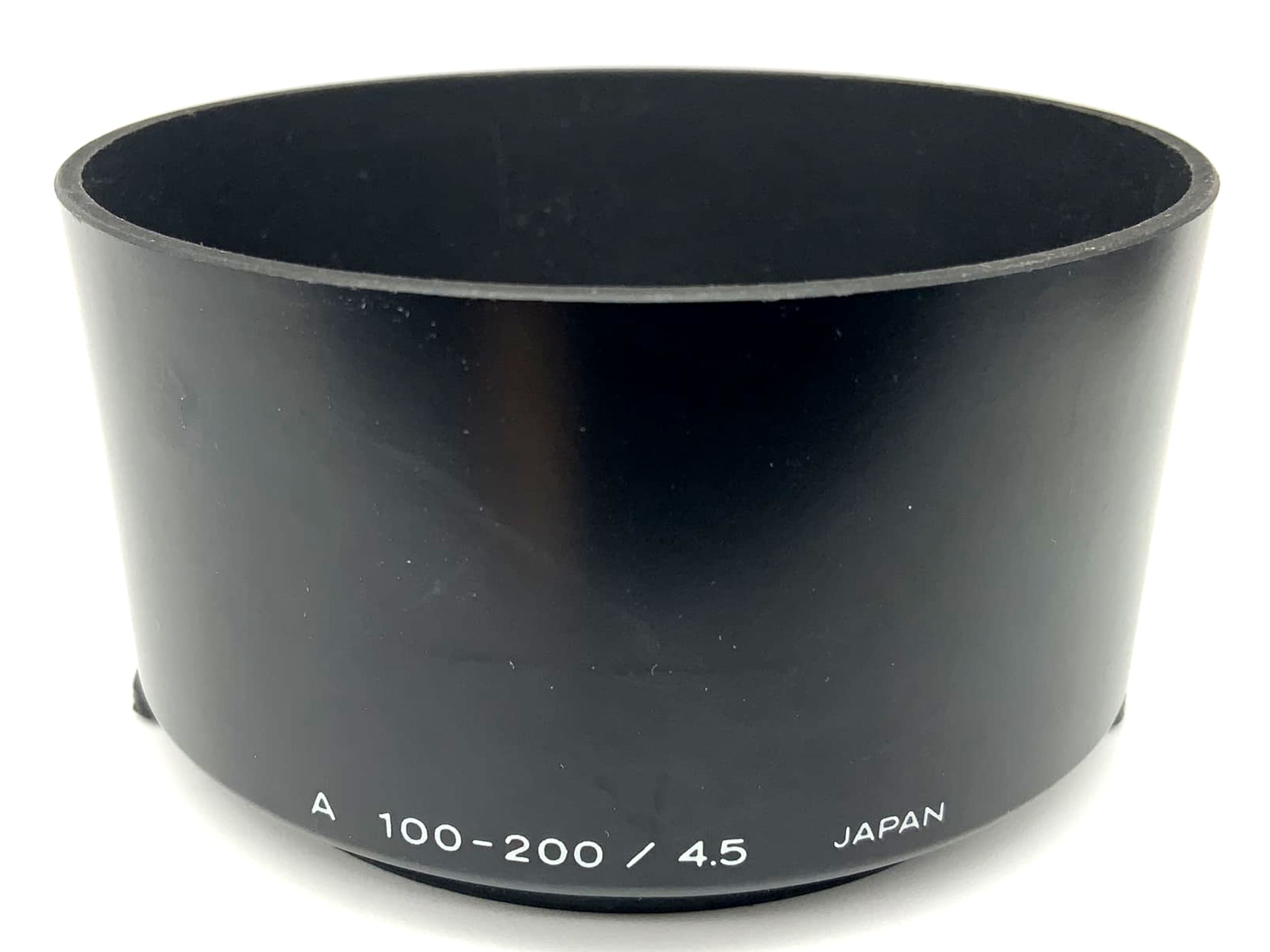 Minolta A 100-200 / 4.5 Lens Hood