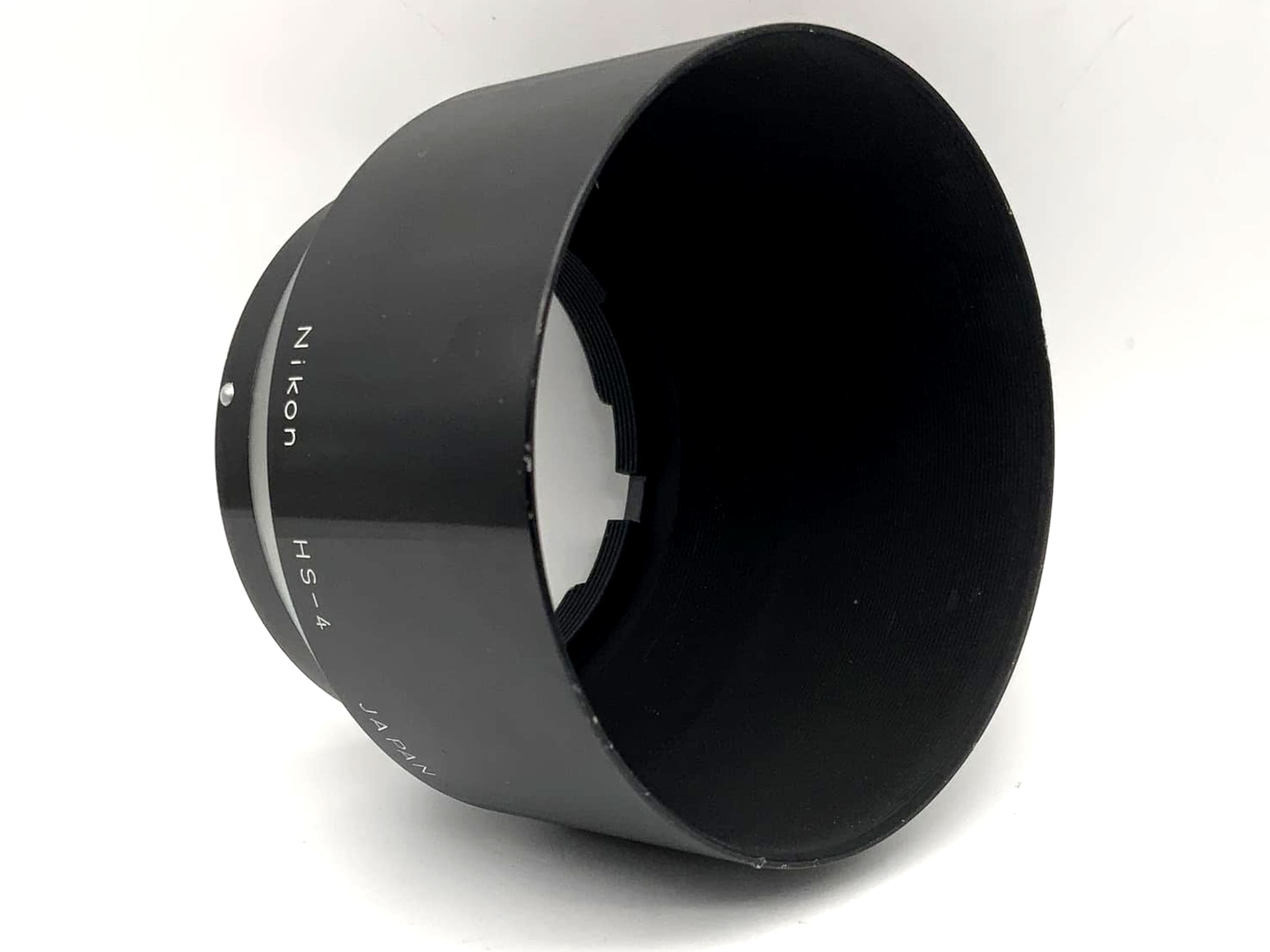 Nikon HS-4 lens hood 105/2.5, 135/3.5, 105/4