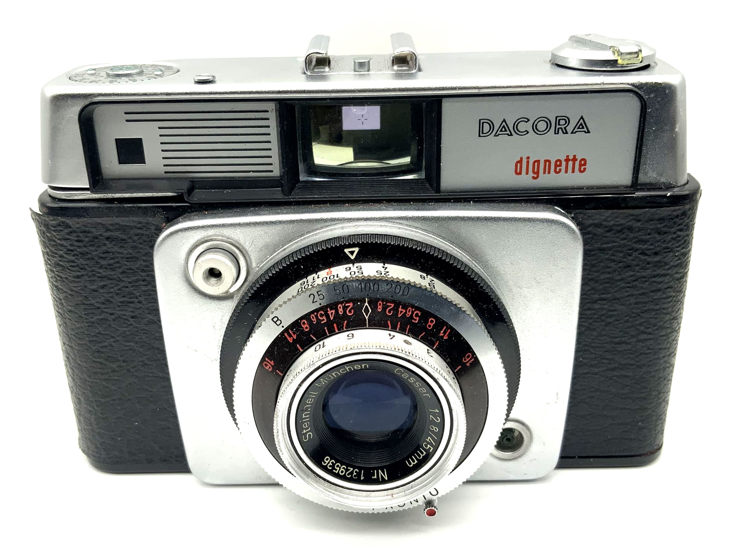 Dacora dignette viewfinder camera with Steinheil München Cassar 1:2.8/45mm Pronto lens