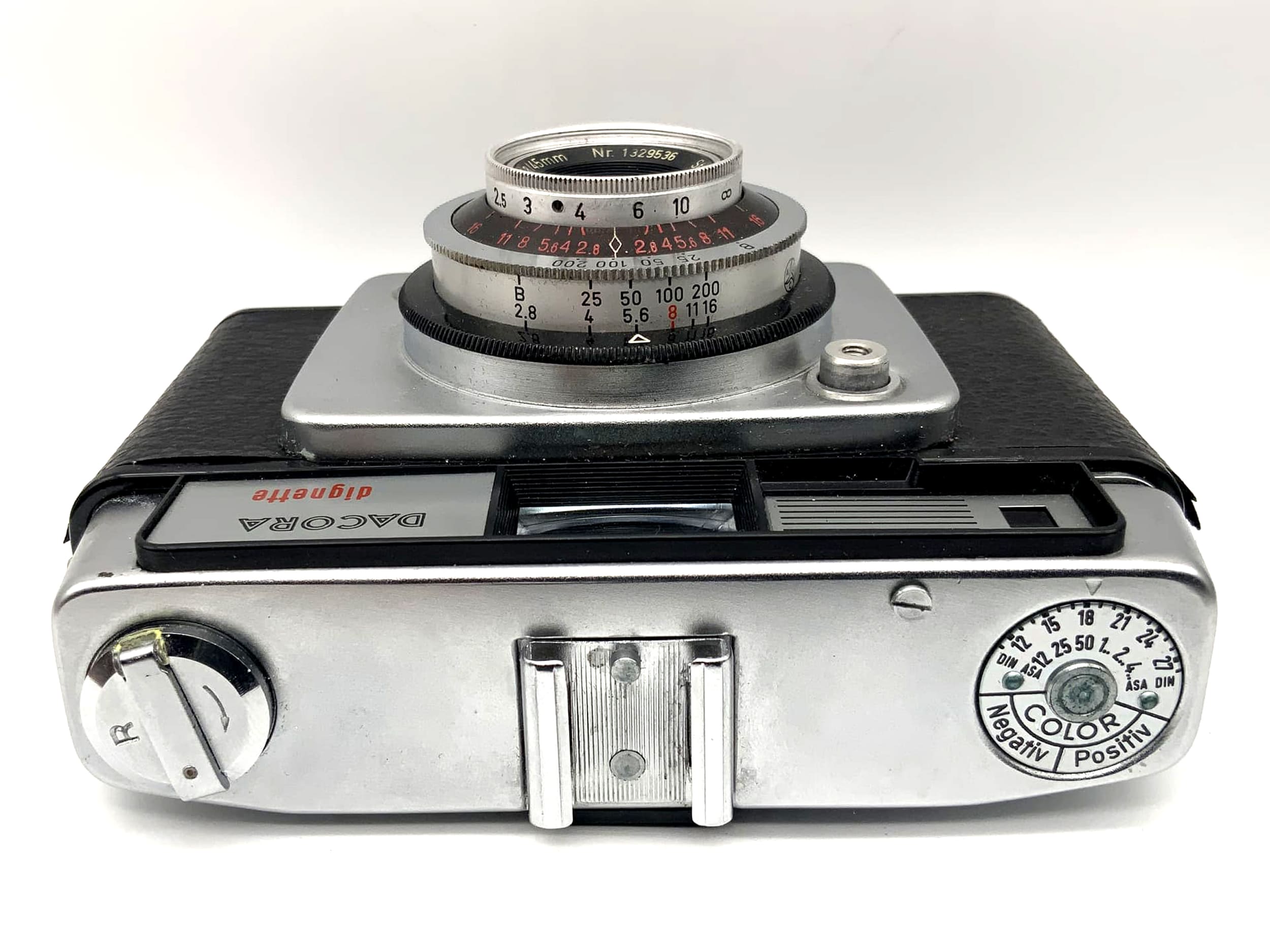 Dacora dignette viewfinder camera with Steinheil München Cassar 1:2.8/45mm Pronto lens