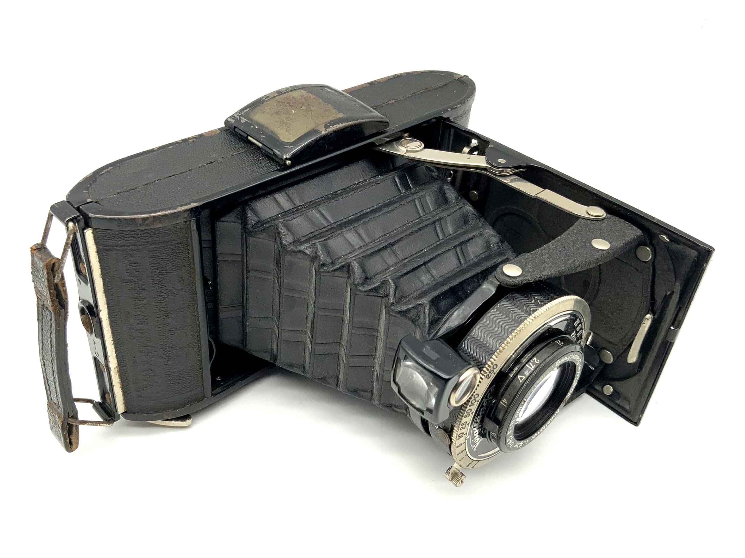 Voigtländer Bessa folding camera with Anastigmat Voigtar 1:4.5 F=11cm 6x9 Compur