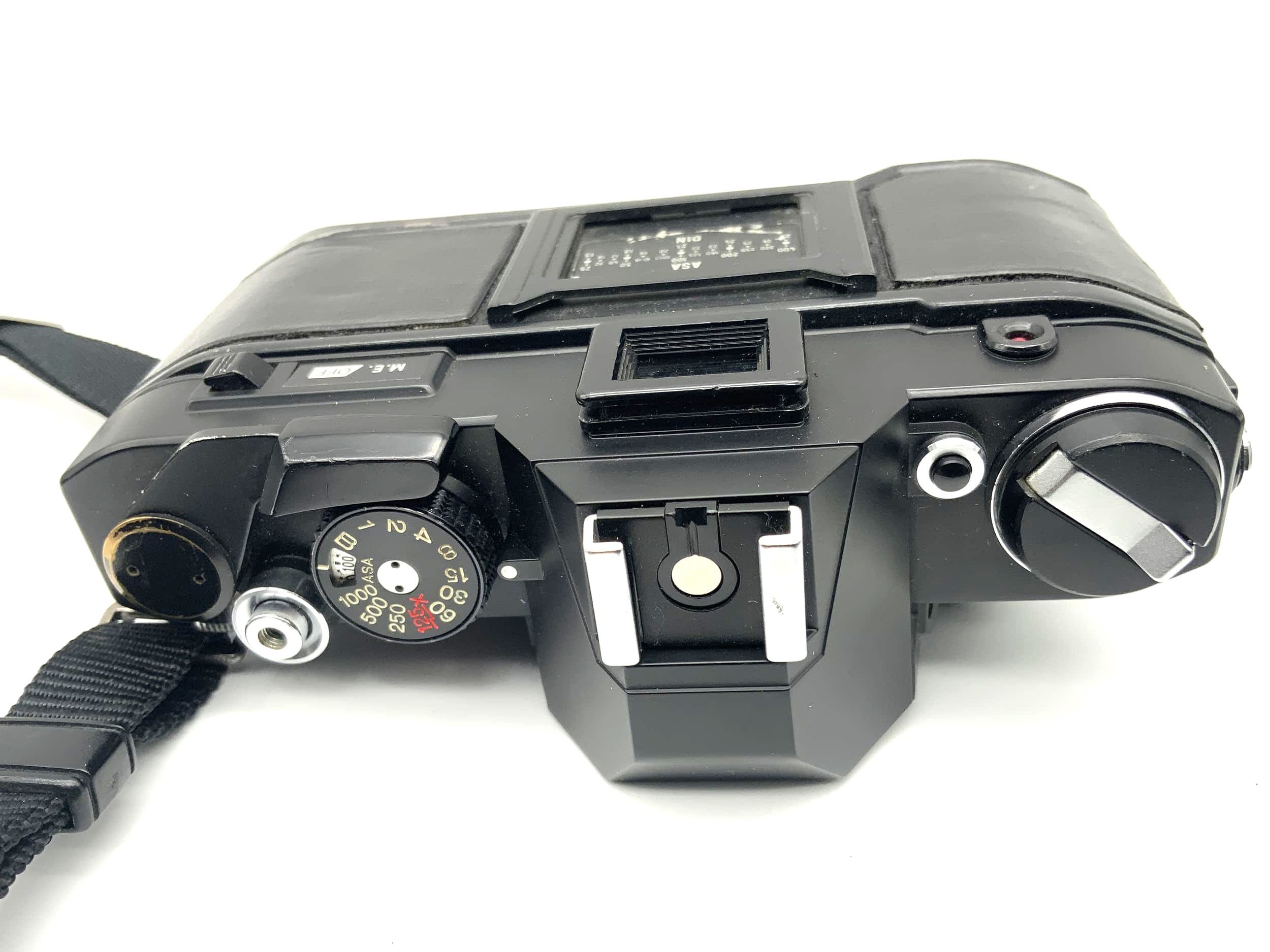 Konica Autoreflex T4 35mm SLR camera analog body (Konica AR)