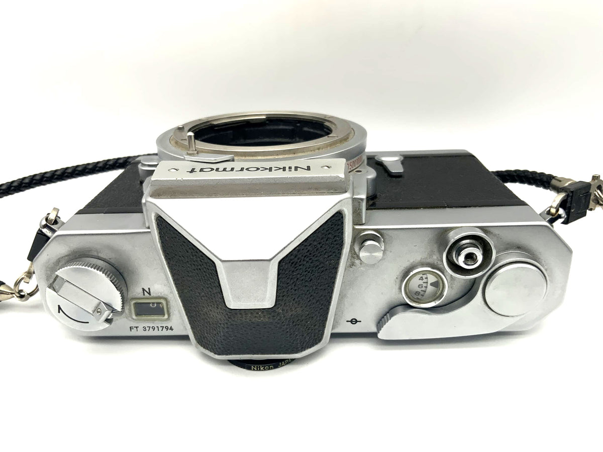 Nikon Nikkormat FTN 35mm SLR analog camera body (Nikon F)