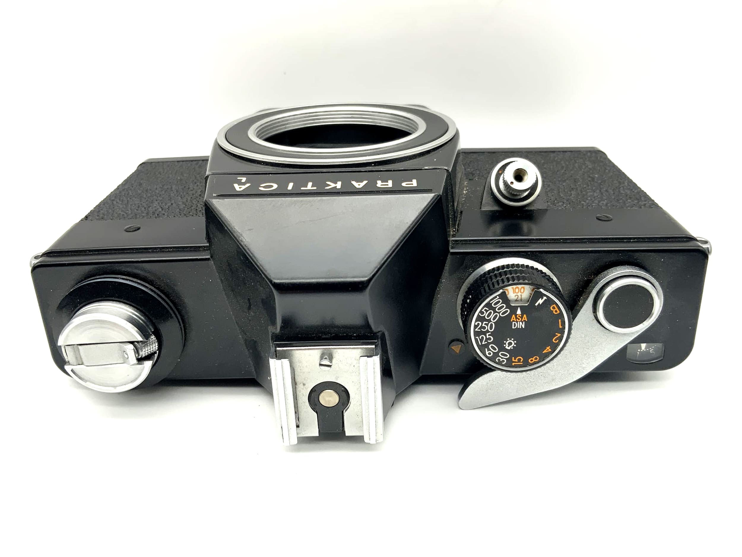 Praktica L 35mm SLR analog camera Pentacon body (M42)