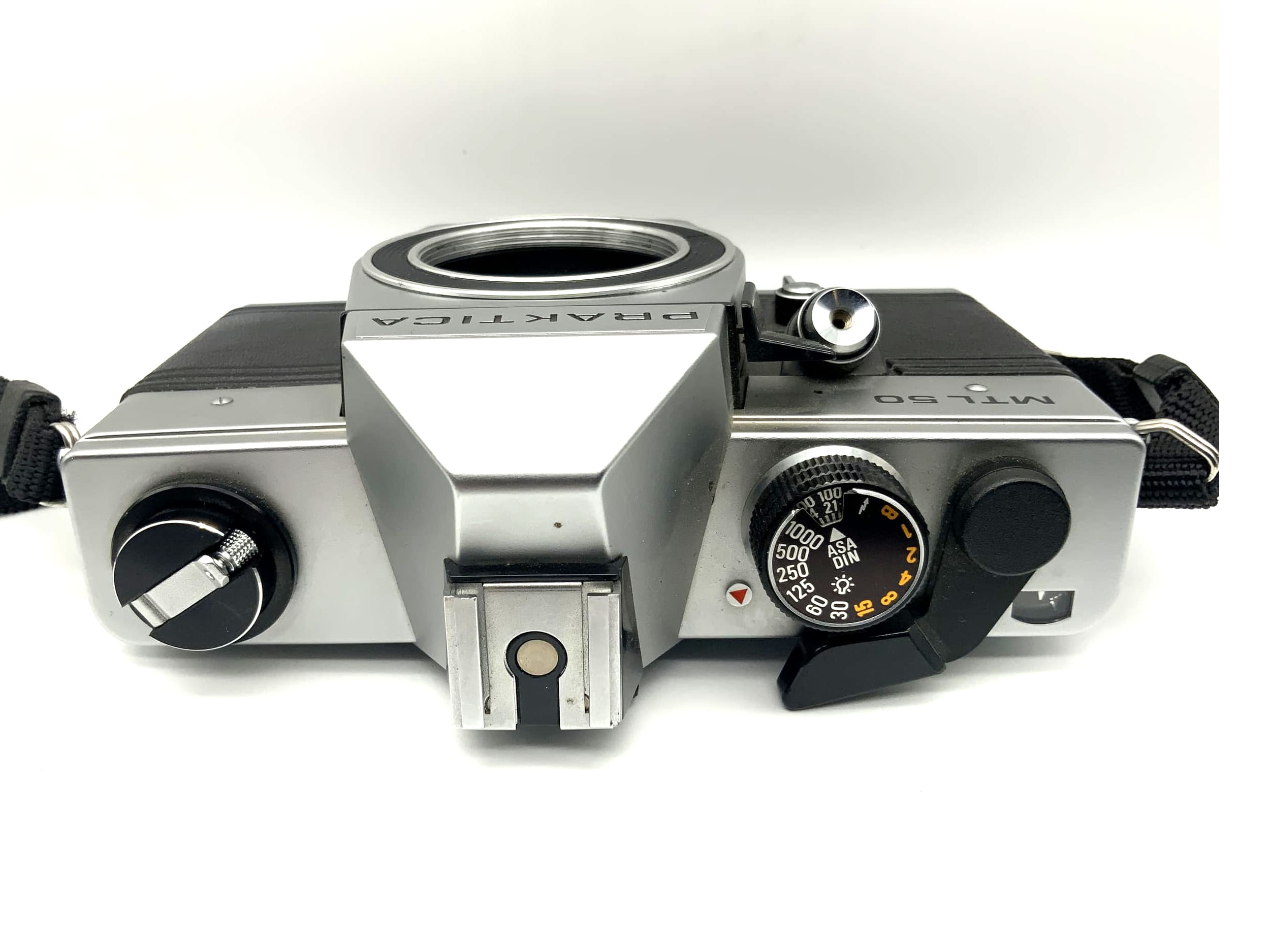 Praktica MTL 50 35mm SLR analog camera Pentacon body (M42)