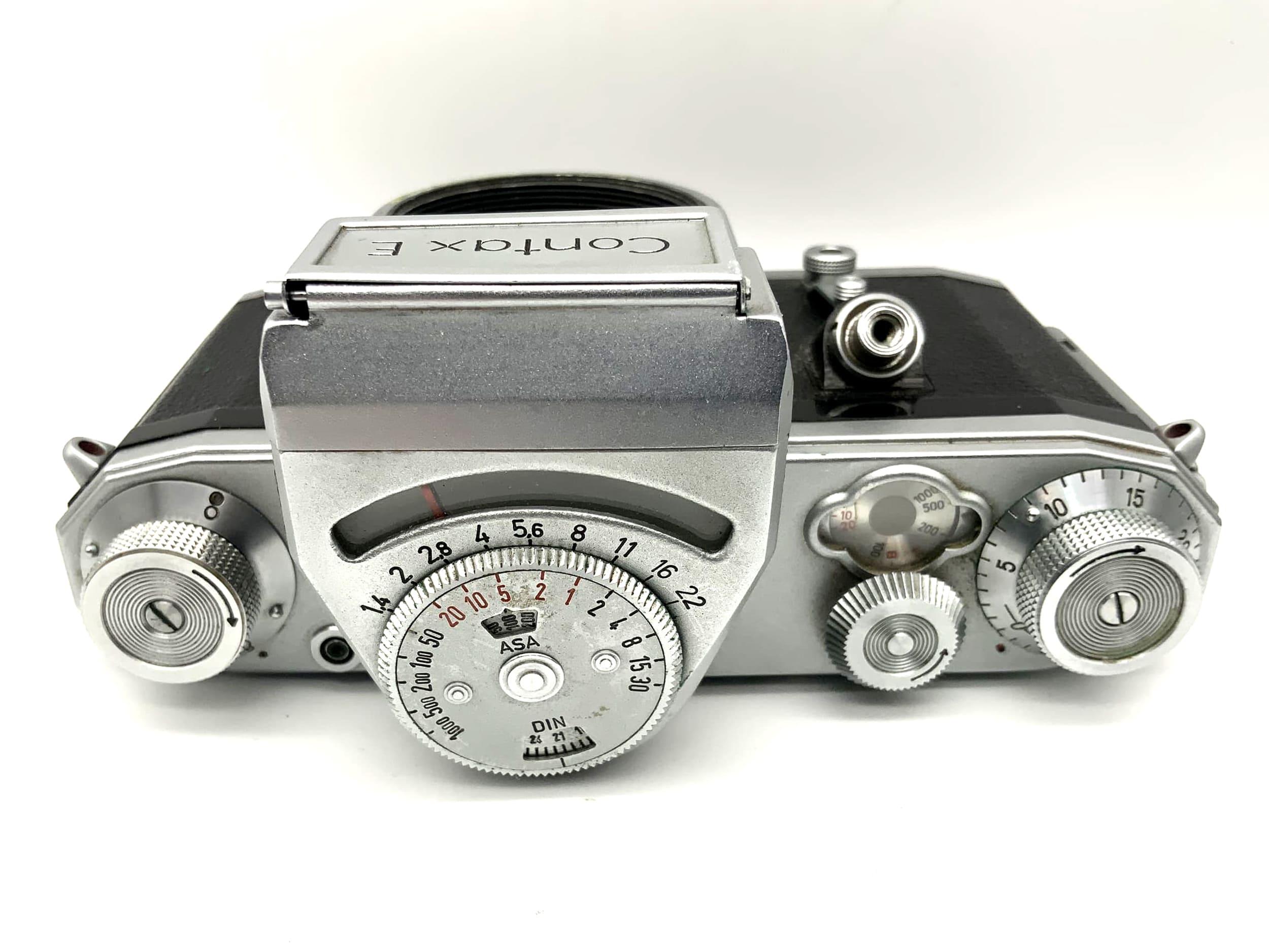 Contax E 35mm SLR analog camera body (M42) !Light meter defective!