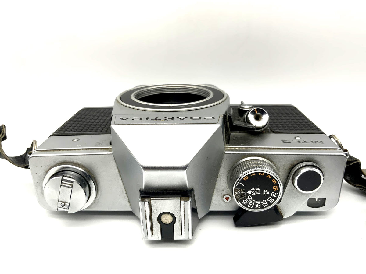 Praktica MTL 3 35mm SLR analog Pentacon body (Praktica B) !Light meter defective!