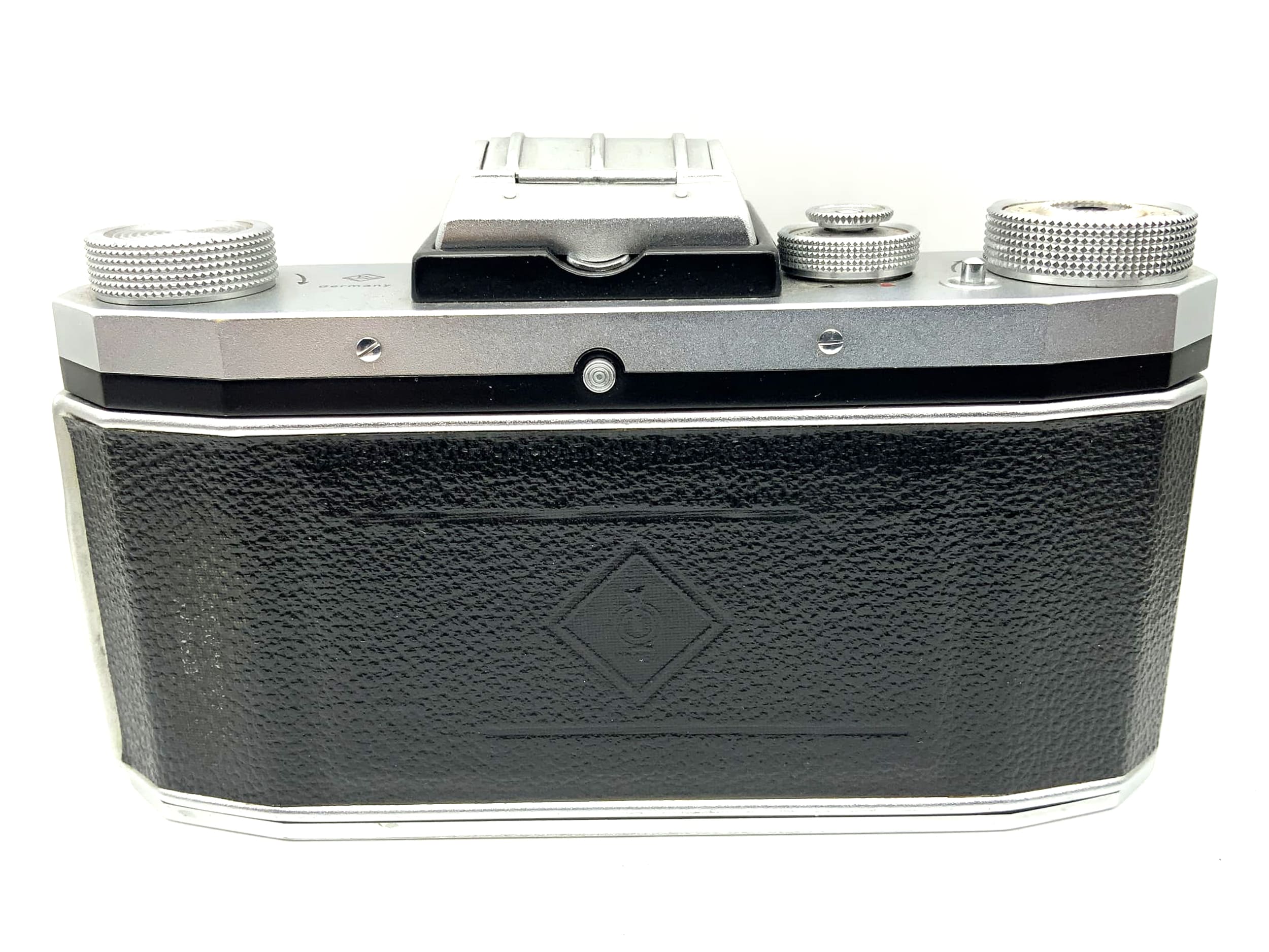 Porst FX2 reflex 35mm SLR analog camera aka Praktica FX2 Body (M42)