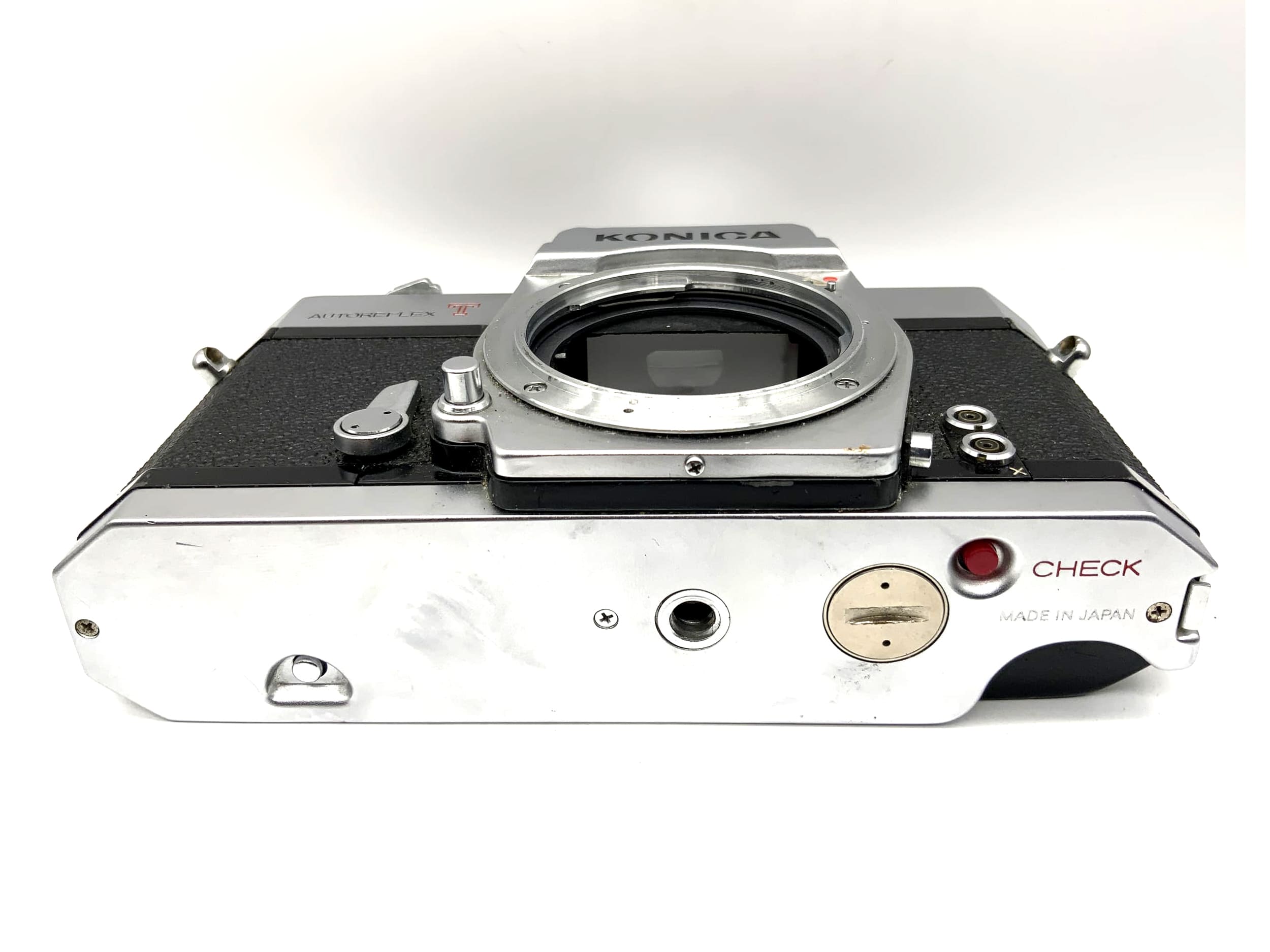 Konica Autoreflex T 35mm SLR analog camera body (Konica AR)