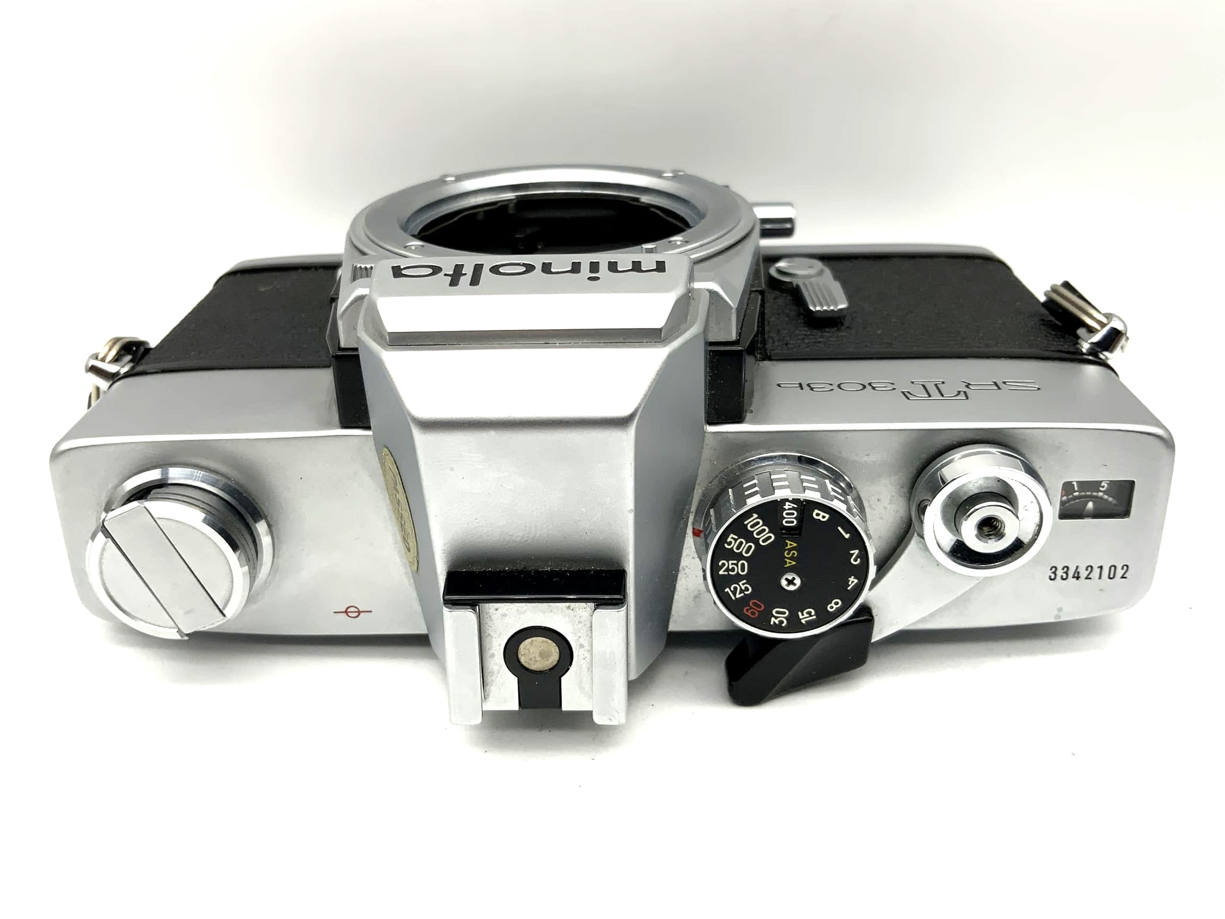 Minolta SRT 303b 35mm SLR analog camera body (Minolta MD)