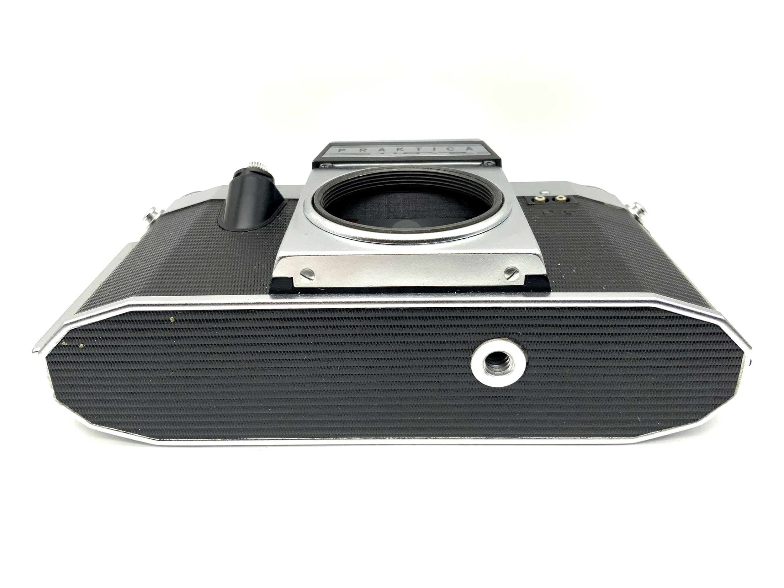 Praktica nova 35mm SLR analog camera Pentacon body (M42)