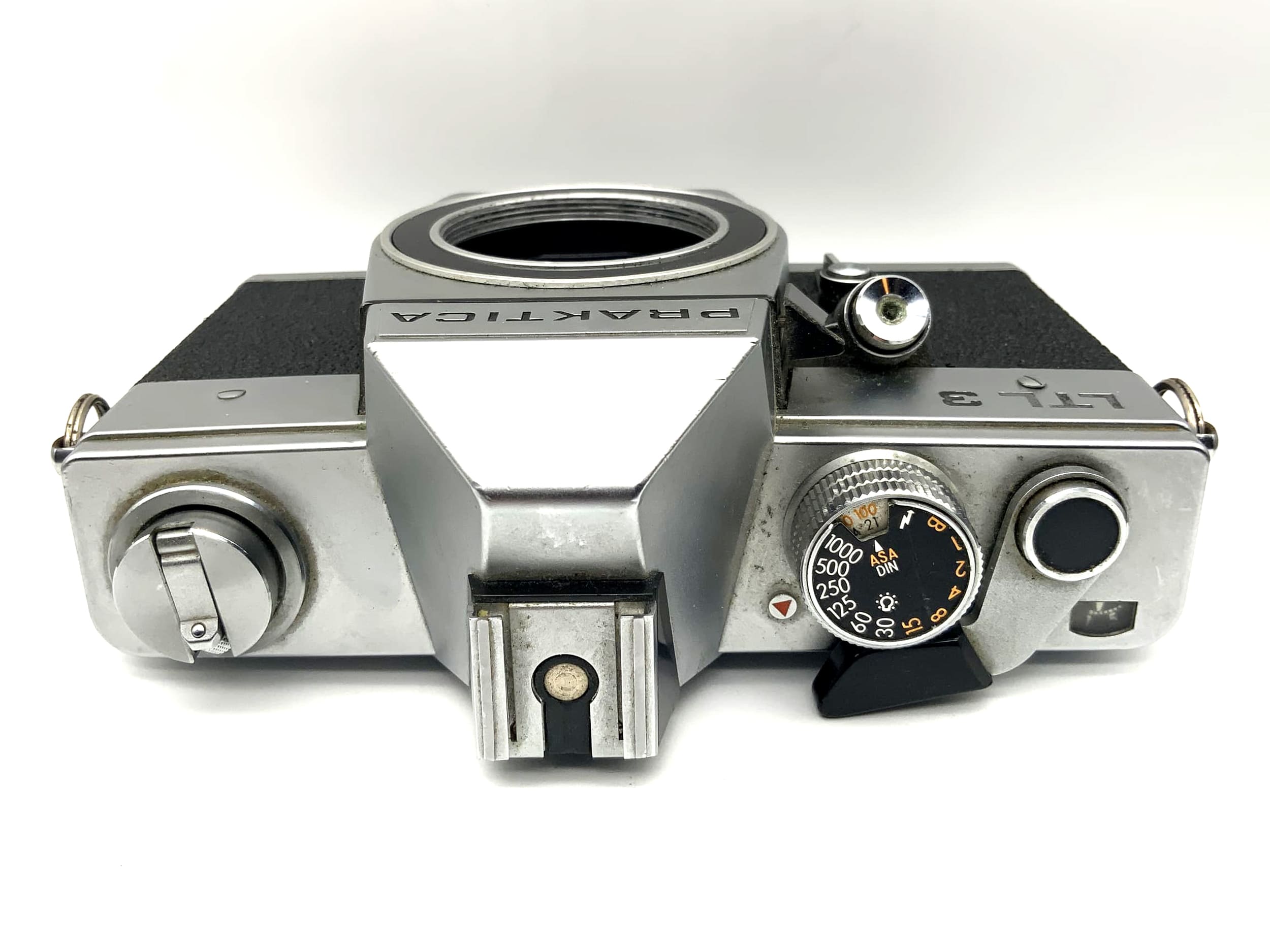 Praktica LTL 3 35mm SLR analog camera with Pentacon body (M42)