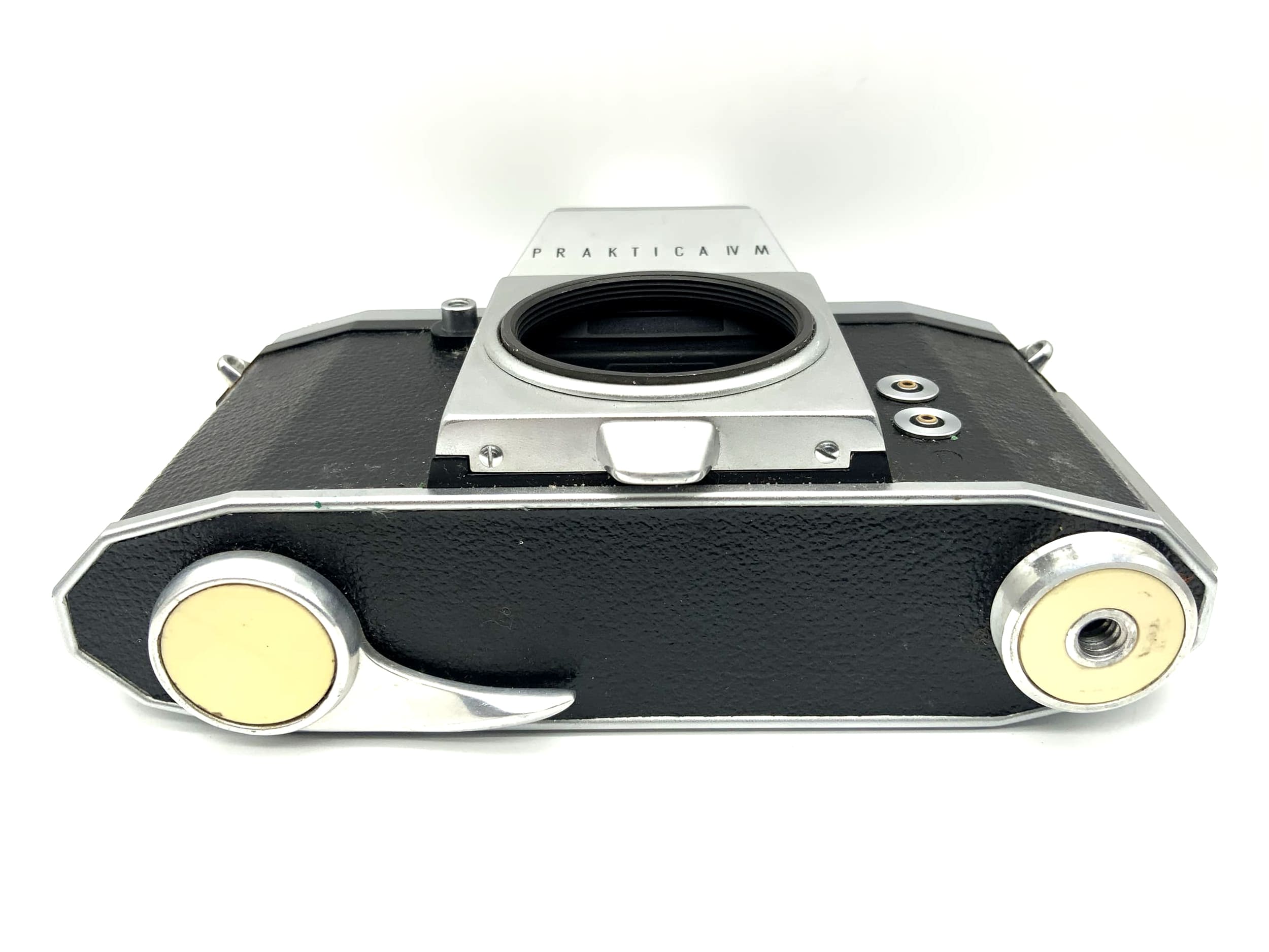 Praktica IV M 35mm SLR analog camera Pentacon body (M42)