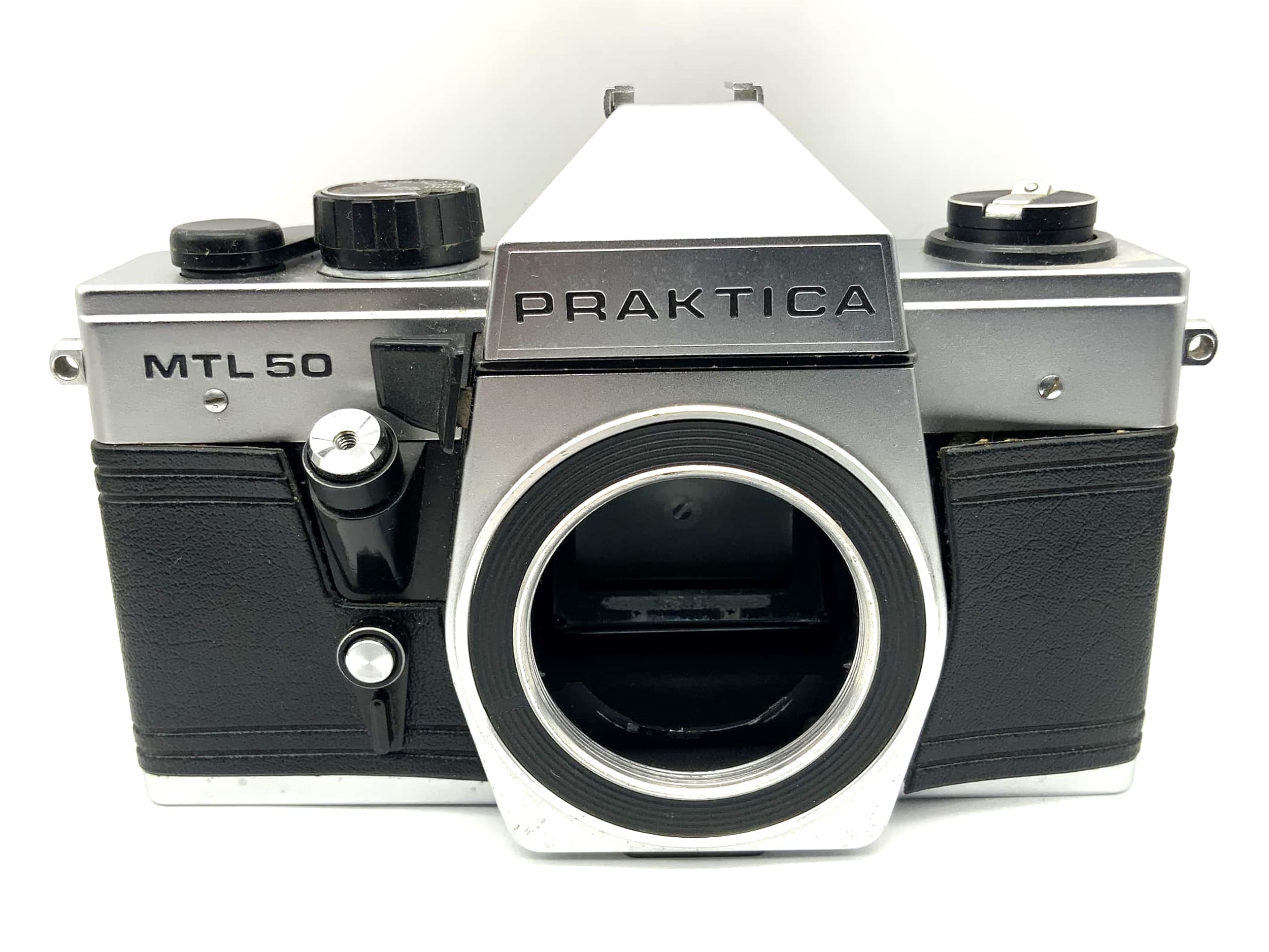 Praktica MTL 50 35mm SLR camera analog Pentacon (M42) !Light meter defective!